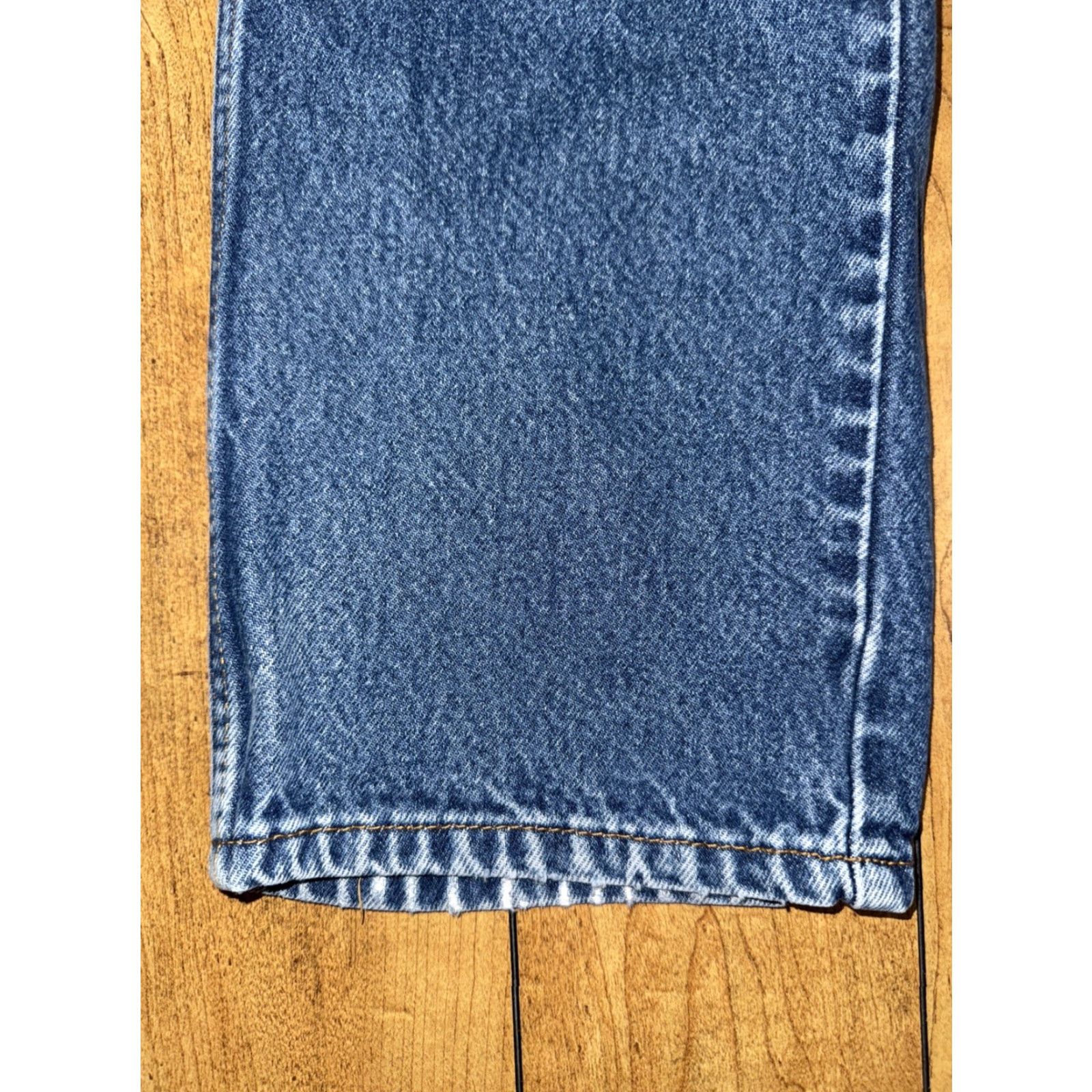 Levi's VINTAGE Levi’s 505 Regular Straight Jeans 34x31 Blue Denim Zip Fly Mid Rise USA 90s 80s Mens Jeans Size US 34 / EU 50 - 3 Thumbnail