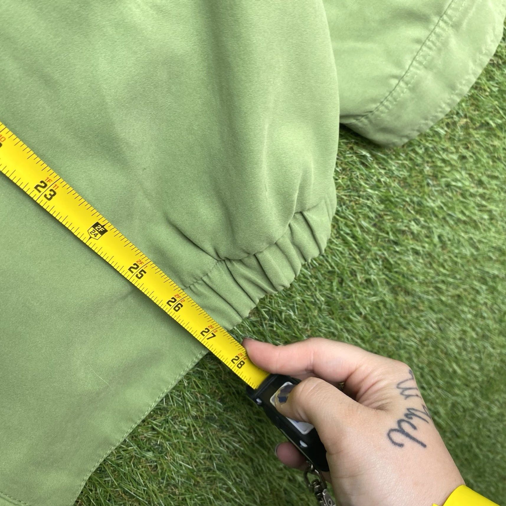 Peter Millar Peter Millar Golf Jacket Mens L Green Windbreaker Regular Size Jacket Size US L / EU 52-54 / 3 - 6 Thumbnail