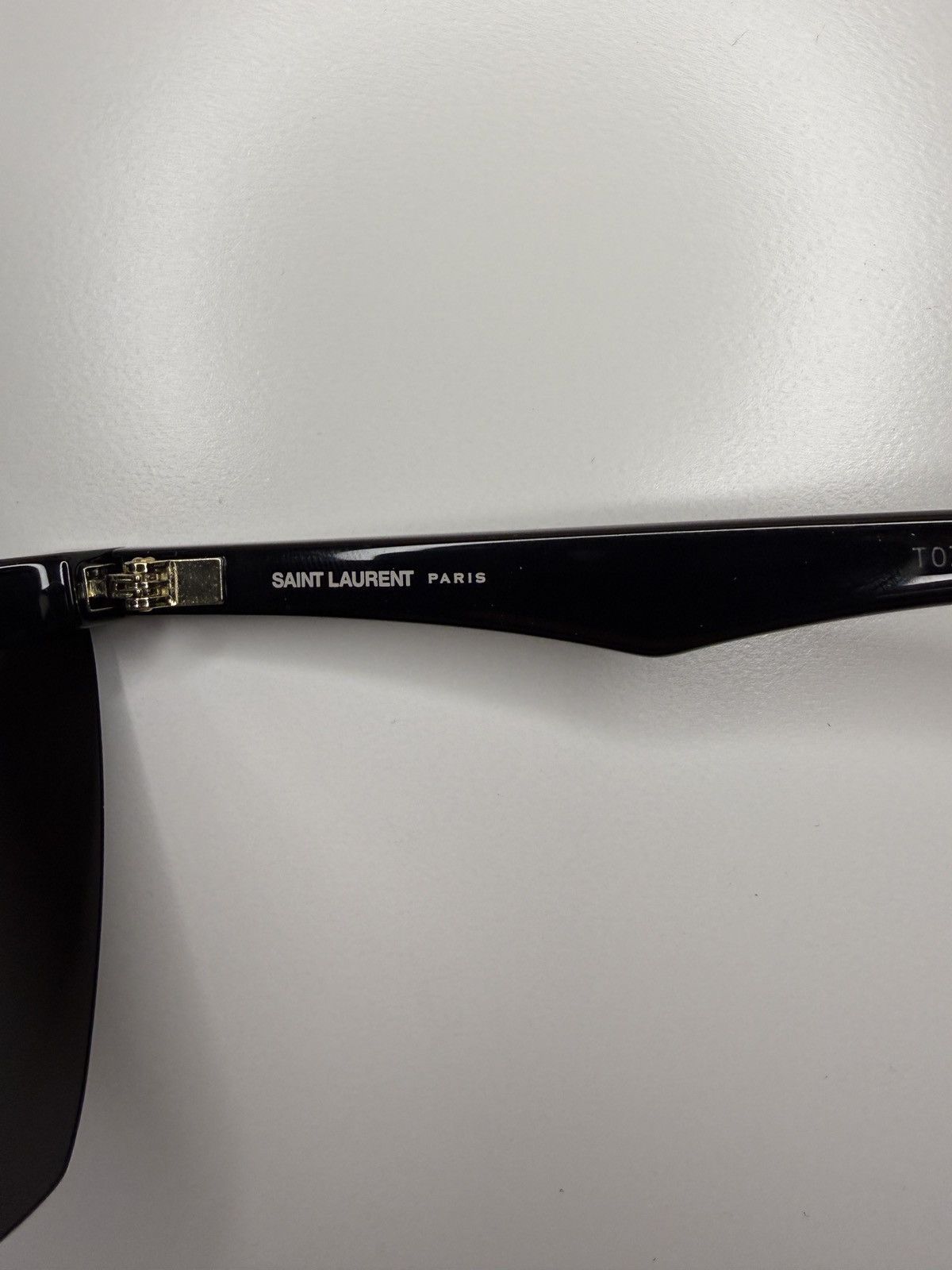 Saint Laurent Paris Saint Laurent 614 Mask 001 Size ONE SIZE - 12 Thumbnail