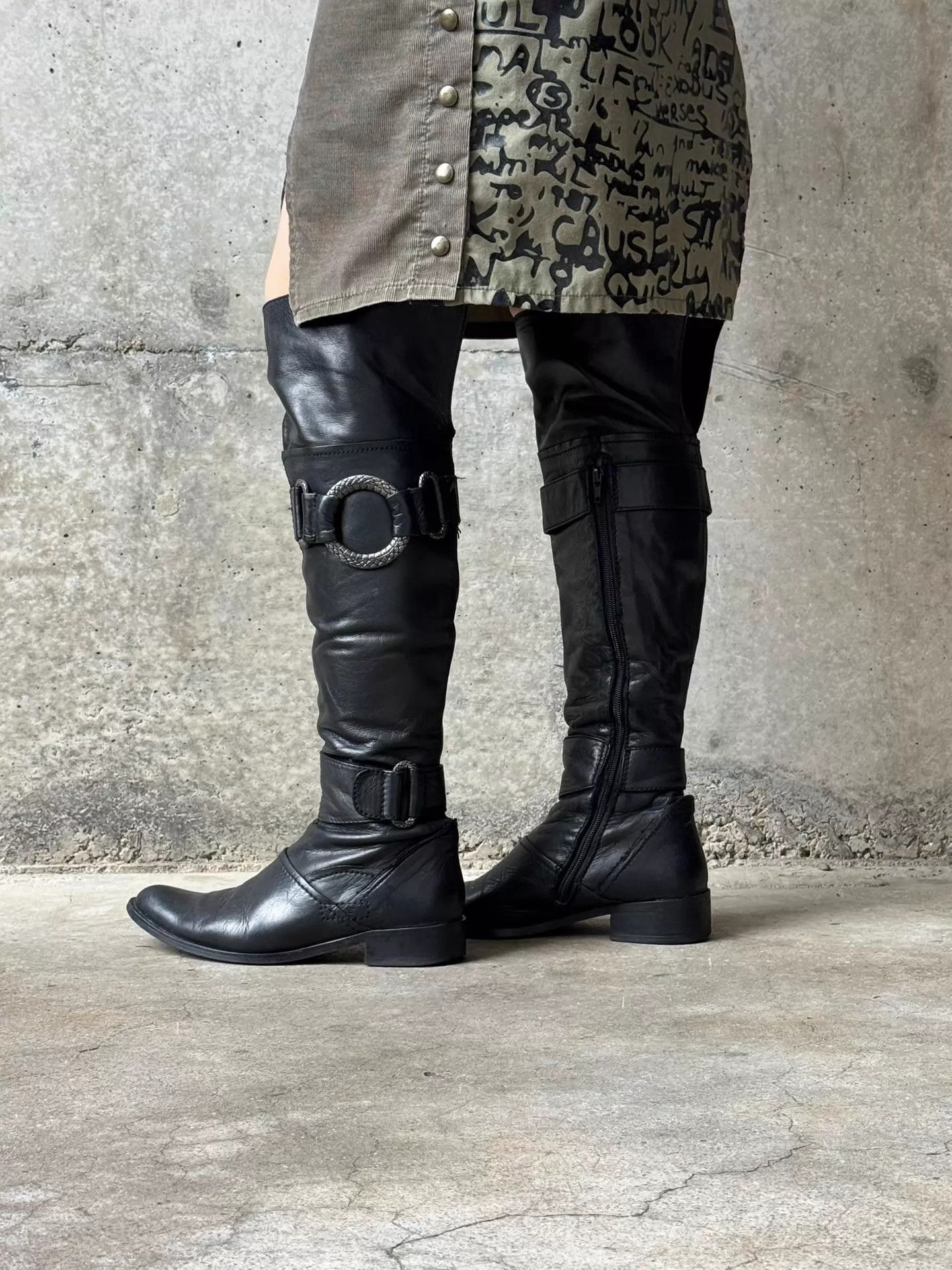 Rigards Regard Pointed Toe Cuffed Moto Biker Boots EU36 Size US 5.5 / IT 35.5 - 4 Thumbnail