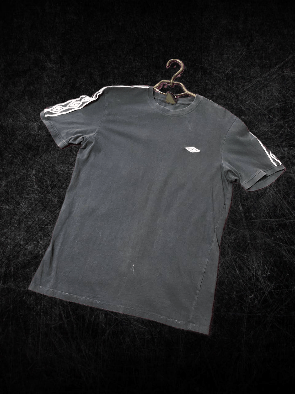 Umbro Crazy Y2K Print T-Shirt Umbro Streetwear Size L Size US L / EU 52-54 / 3 - 1 Thumbnail
