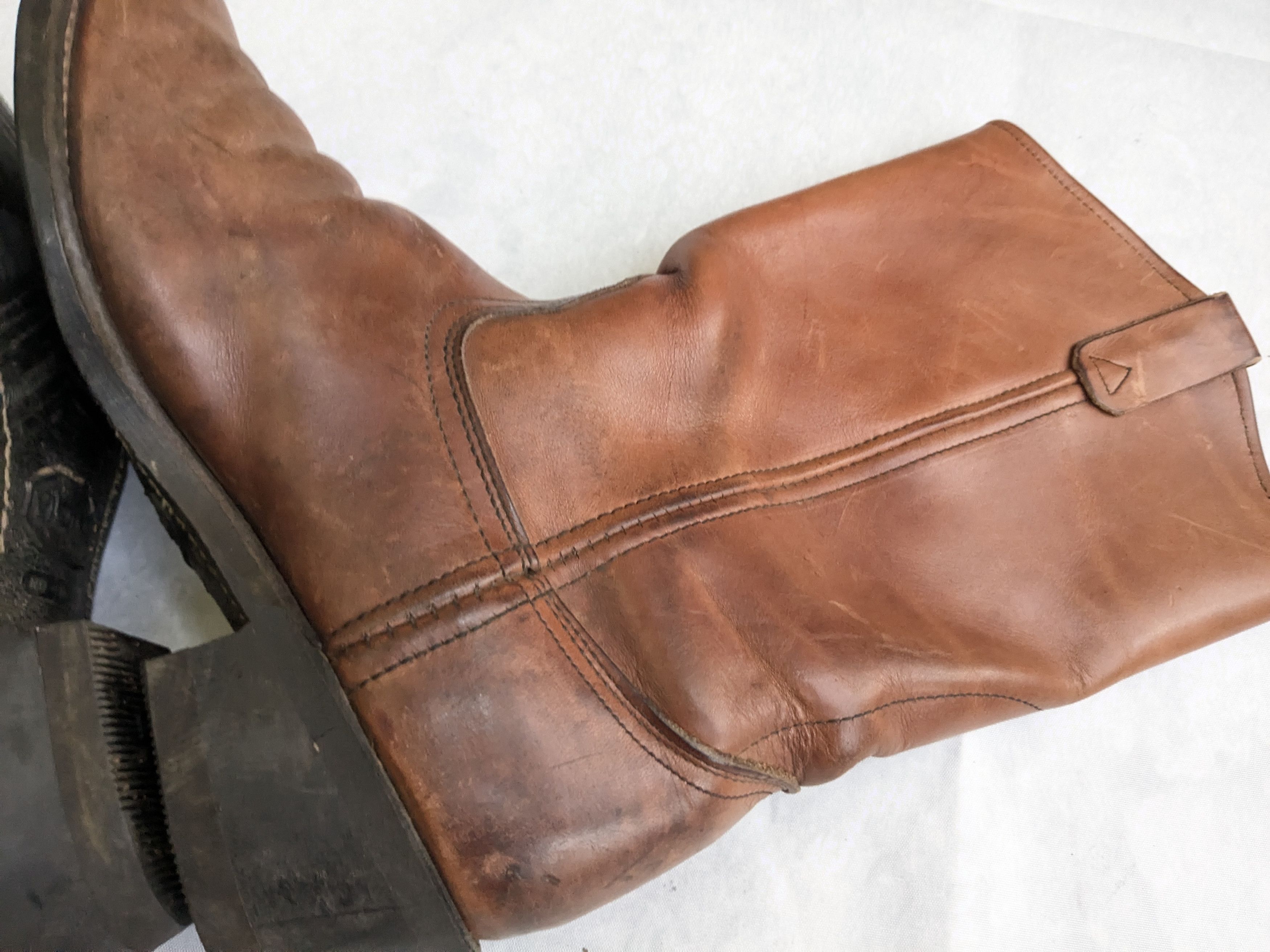 Chippewa Chippewa Cowboy Boots Brown Leather 9 EE Wide USA Size US 9 / EU 42 - 10 Thumbnail