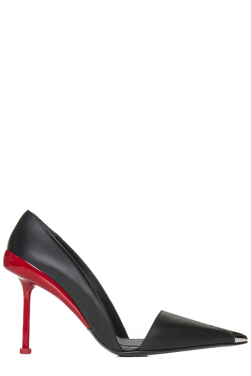 o1y0325 Pumps in Black