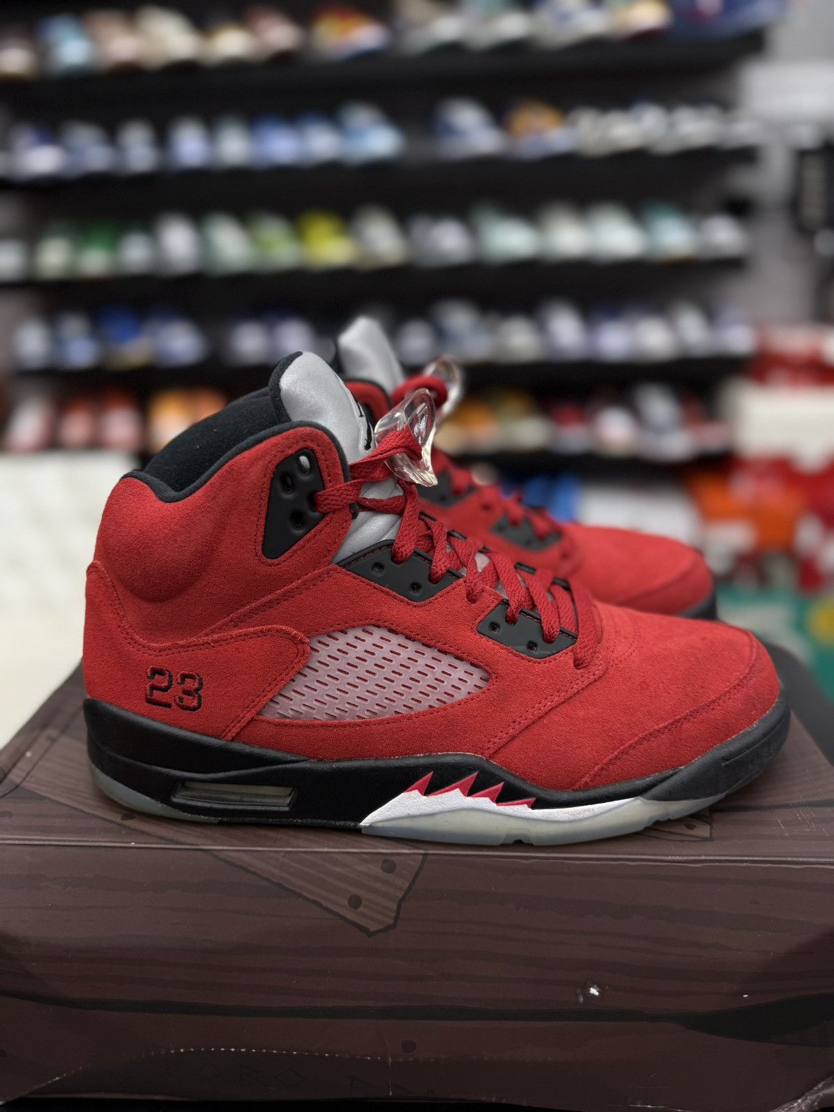 Nike Jordan 5 Raging Bulls Size 10.5 (DD0587-600) 🧼 Size US 10.5 / EU 43-44 - 1 Thumbnail