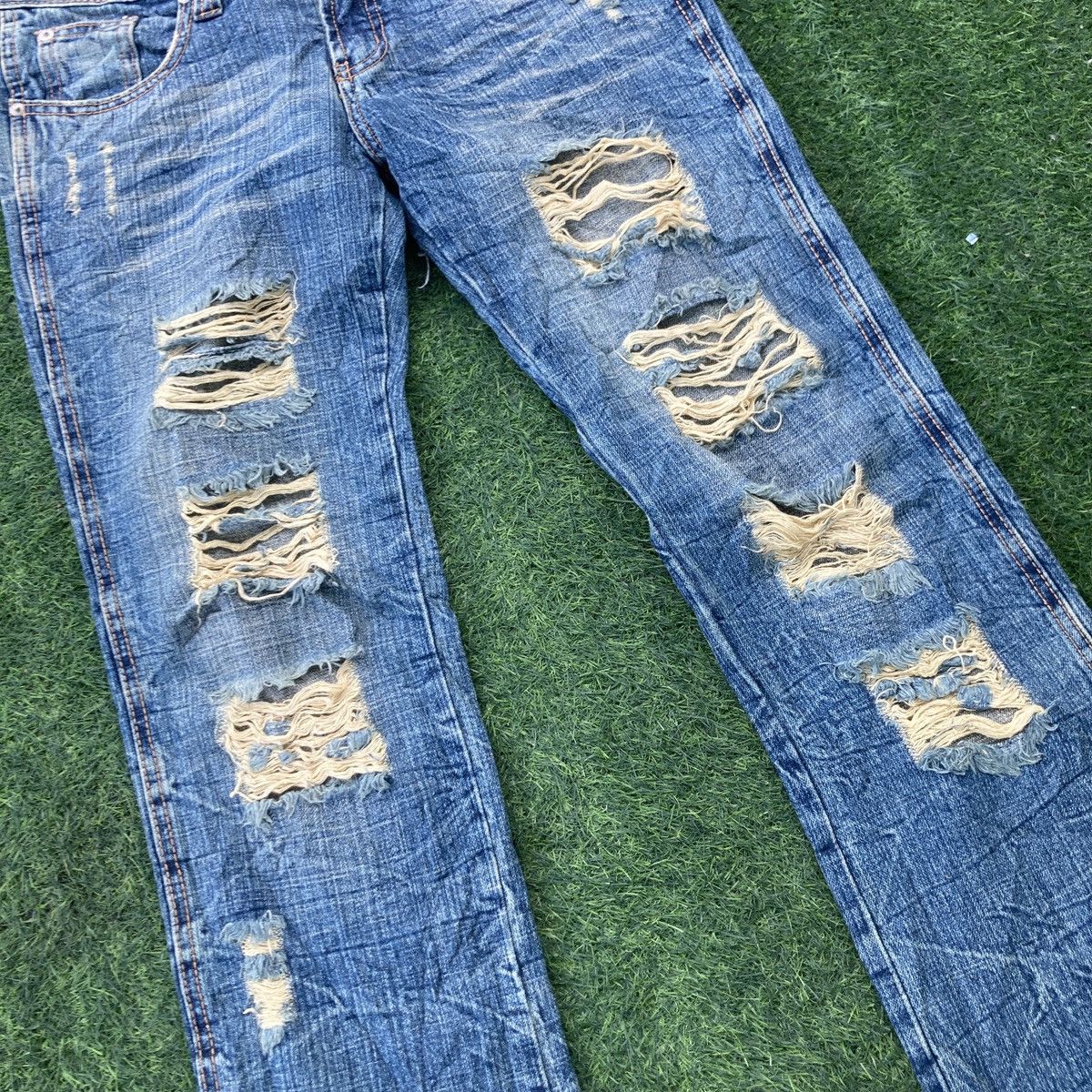 Beauty Beast AFRICA TARO RIPPED JEANS Size 32" / US 10 / IT 46 - 4 Thumbnail