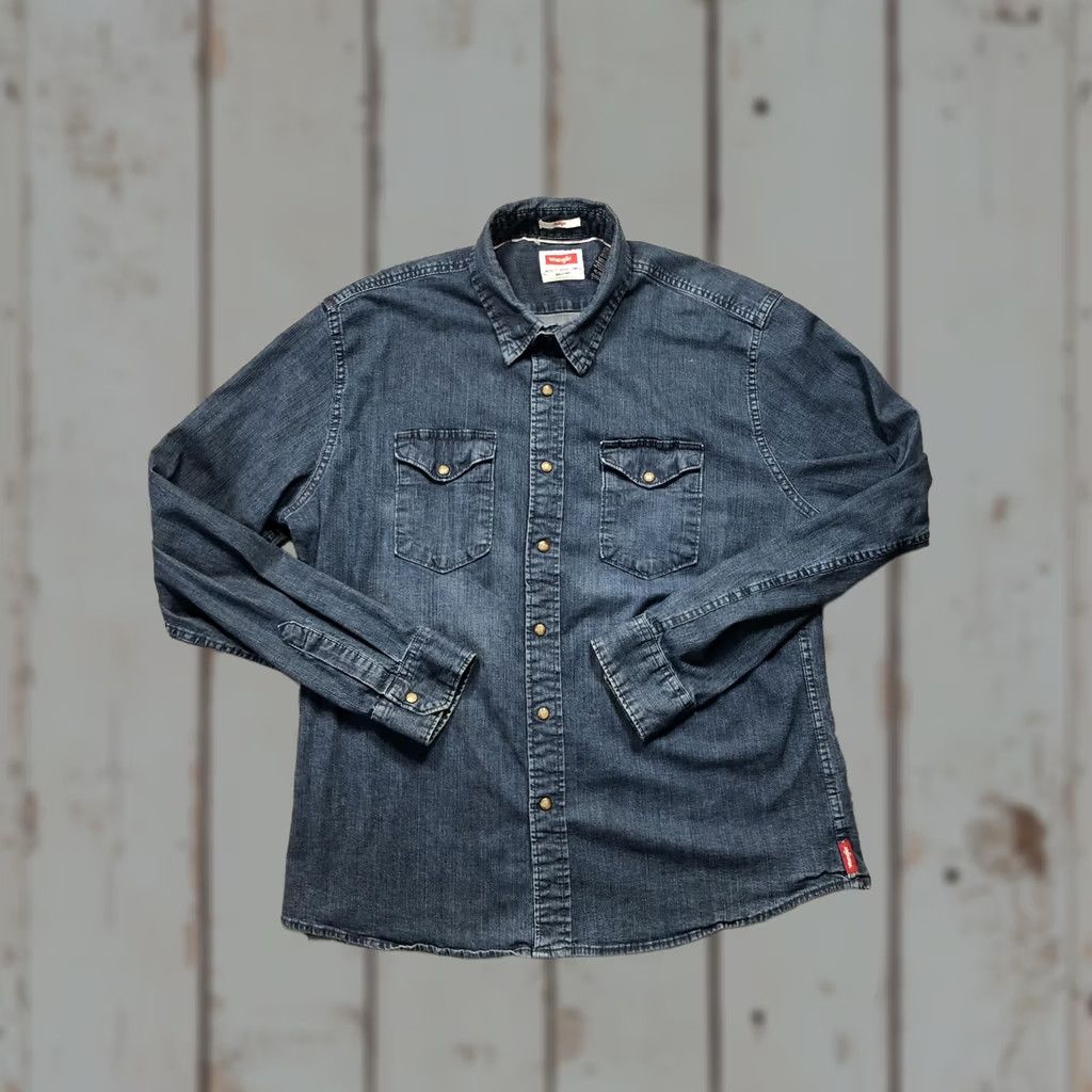 Wrangler VINTAGE Wrangler Shirt Mens XL Blue Denim Western Snap Front Long Sleeve Indigo Size US XL / EU 56 / 4 - 1 Thumbnail