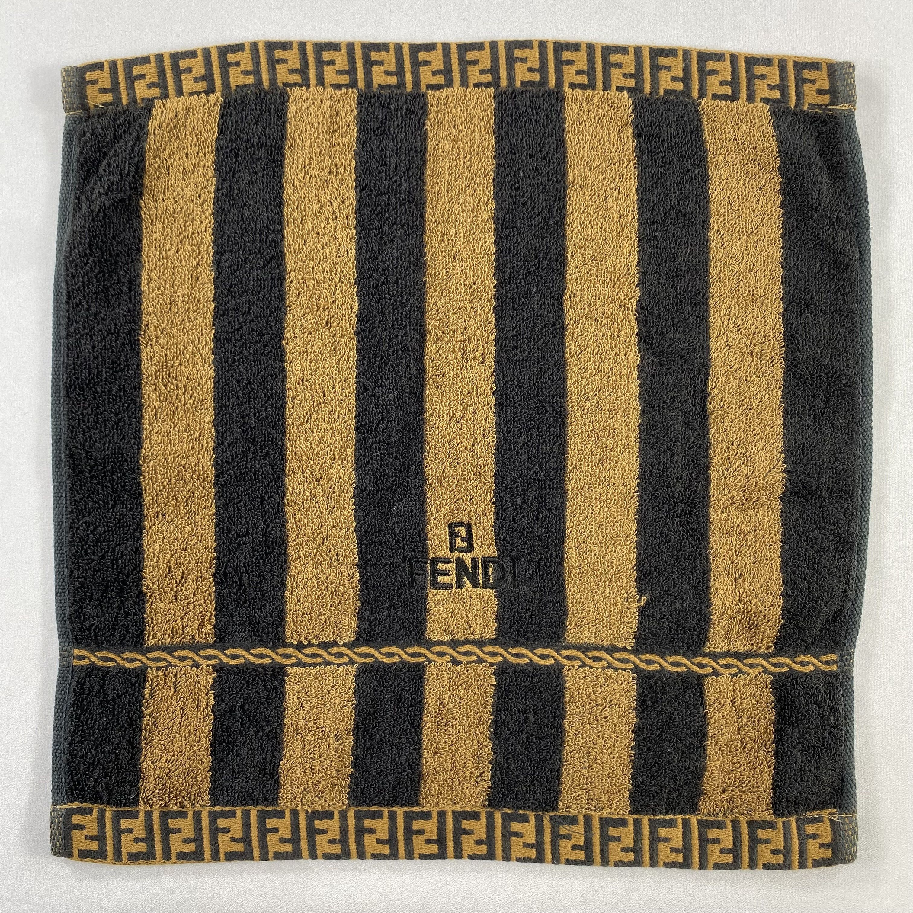 Fendi × Vintage Fendi Handkerchief / Neckerchief / Bandana-P953 Size ONE SIZE - 1 Thumbnail