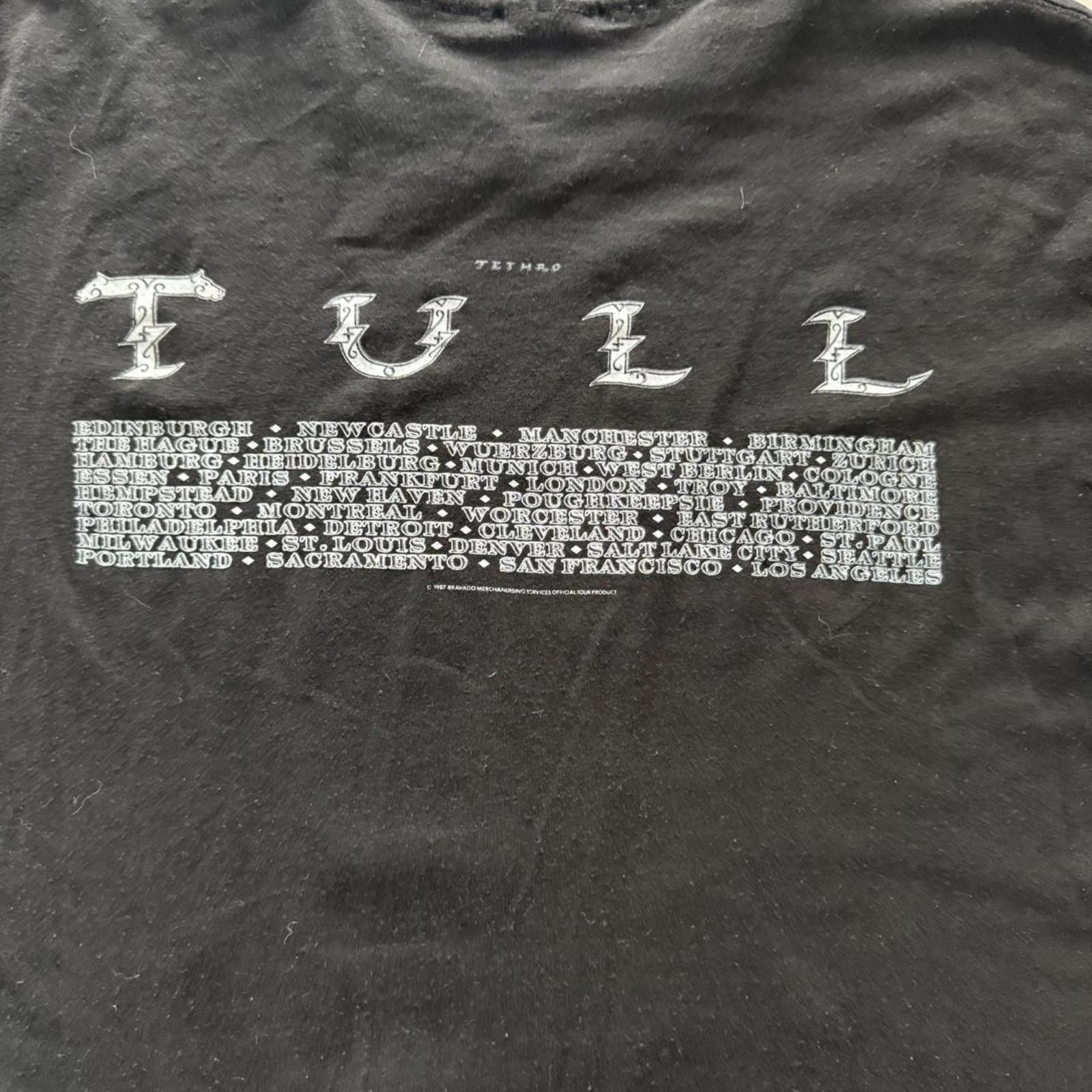 Other RARE Vintage 1987 JETHRO TULL Rock T-Shirt Here And There Size US M / EU 48-50 / 2 - 6 Thumbnail