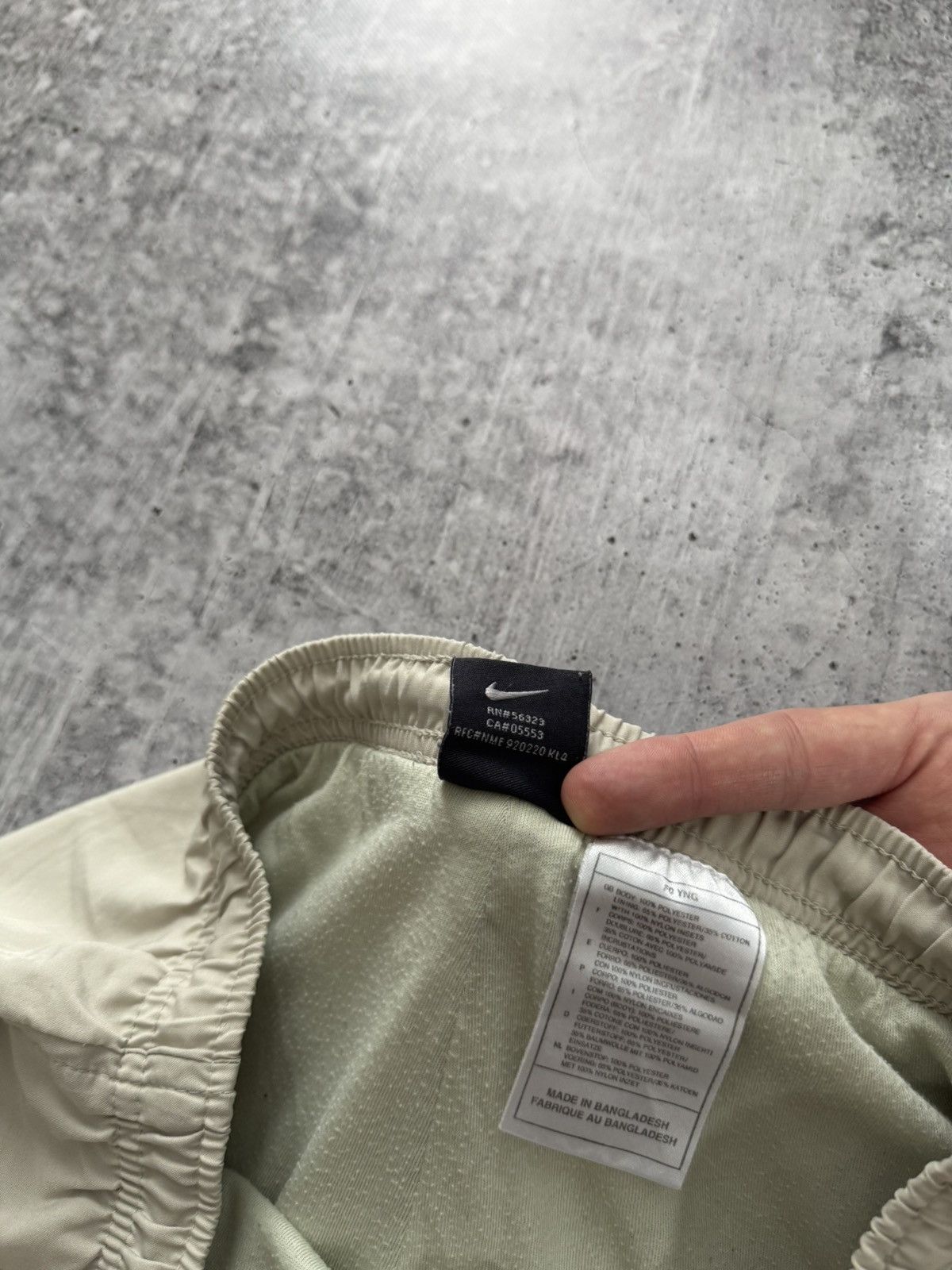 Nike Nike Vintage Nylon TrackPants Joggers Y2K Drill Beige Size S Size US 32 / EU 48 - 9 Thumbnail