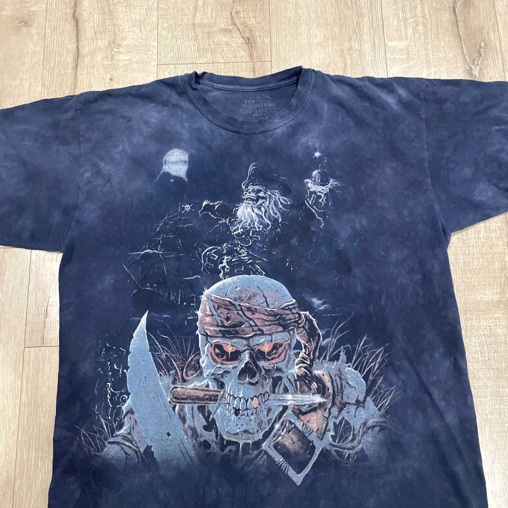 The Mountain VINTAGE The Mountain Graphic Pirate T Shirt XL Blue Skull Ship Tie Dye Tee Juniors? Size US XL / EU 56 / 4 - 6 Thumbnail