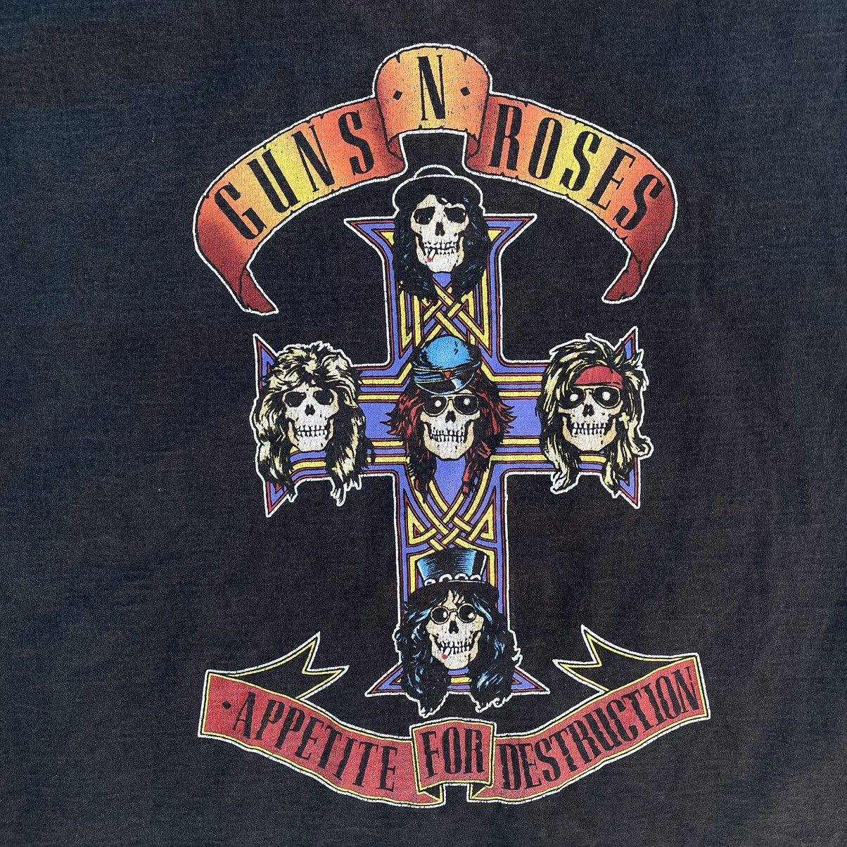 Vintage Vintage Guns N Roses T-shirts Band Tee Rock Y2K Tour 90s USA Size US L / EU 52-54 / 3 - 8 Thumbnail
