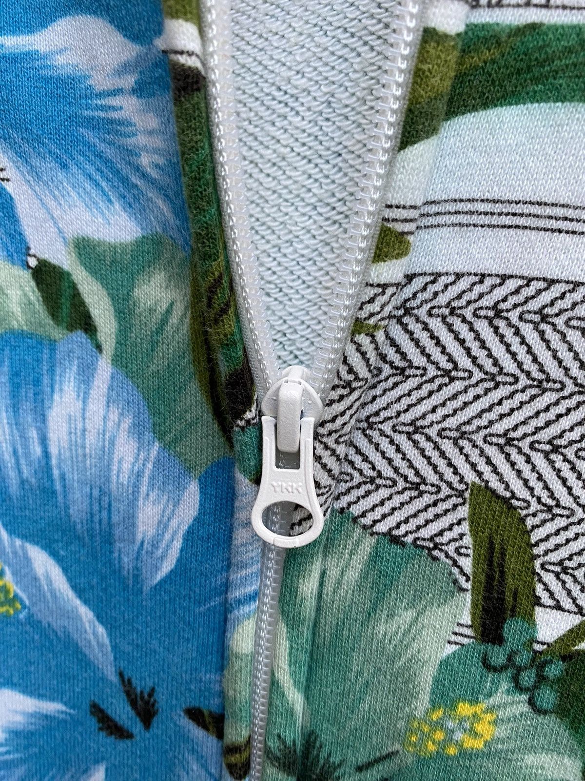 PHENOMENON 2007 Floral hoodie Size US L / EU 52-54 / 3 - 9 Thumbnail