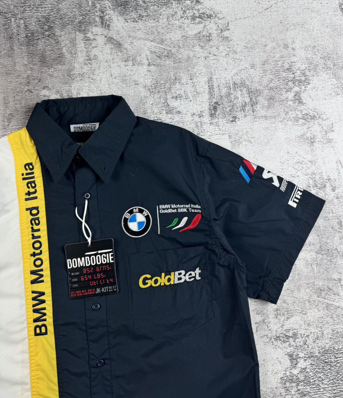 Bomboogie Vintage Bomboogie Formula 1 F1 Motorrad Button NEW Shirt Tee Size US S / EU 44-46 / 1 - 8 Thumbnail