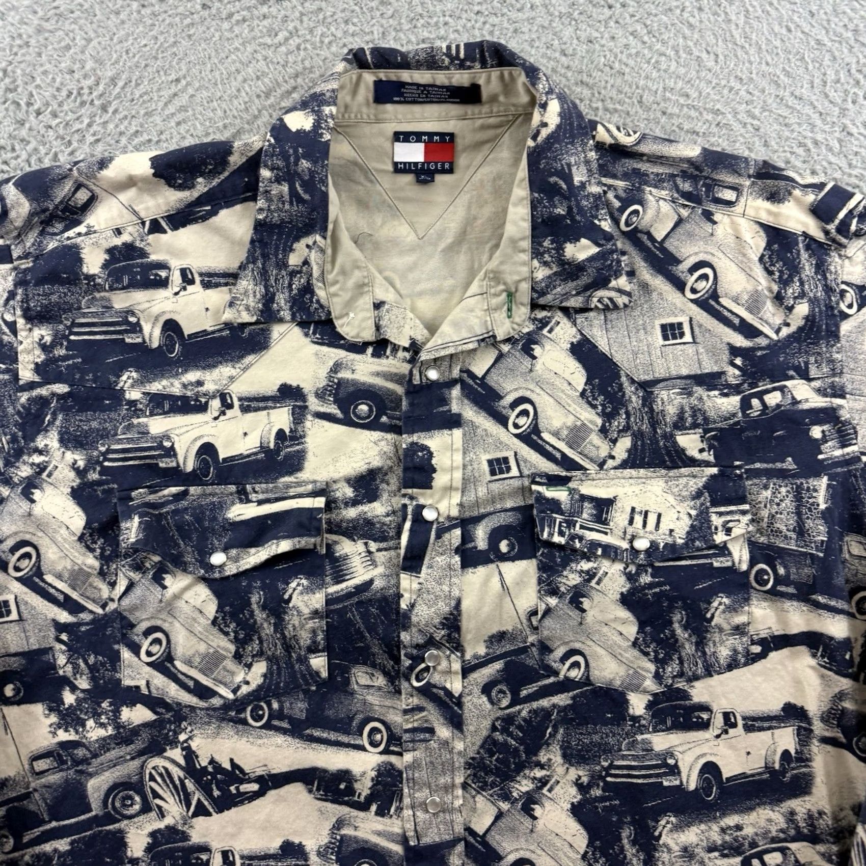 Tommy Hilfiger VINTAGE Tommy Hilfiger Shirt Men XL Car Print 90s Classic Pearl Snap Long Sleeve Size US XL / EU 56 / 4 - 3 Thumbnail