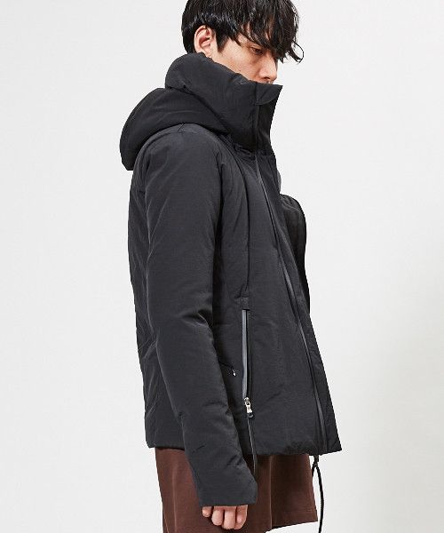 The Viridi-anne AW16 Down Vest JP 3 Fits US M Co/Ny Size US M / EU 48-50 / 2 - 10 Thumbnail