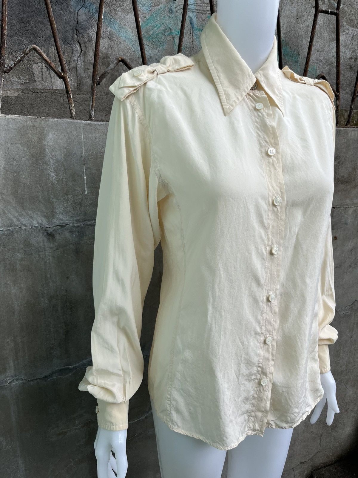 Yves Saint Laurent Crystal Button Chiffon Blouse Size S / US 4 / IT 40 - 2 Thumbnail