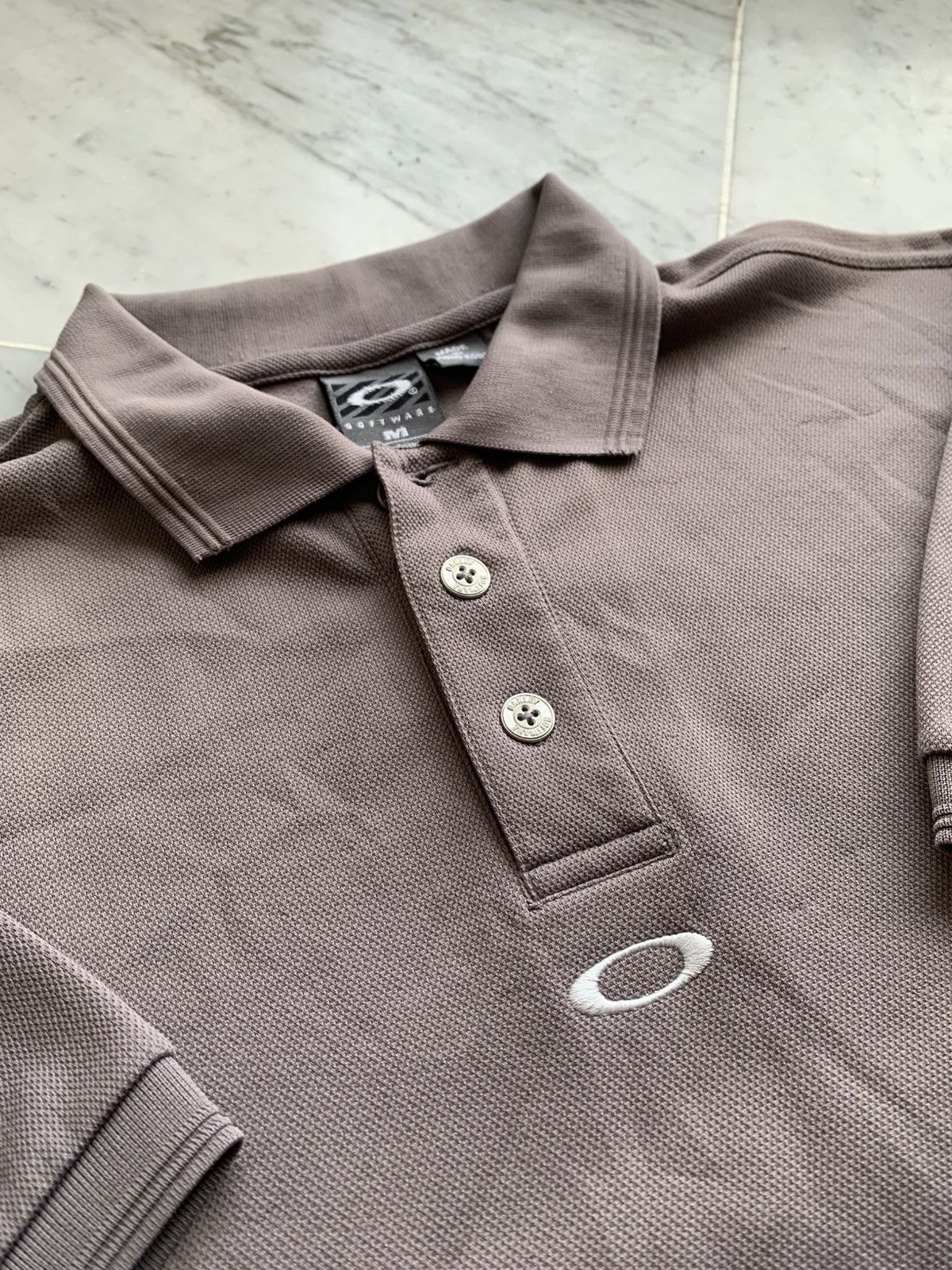 Oakley Oakley grey polo Size US M / EU 48-50 / 2 - 2 Thumbnail
