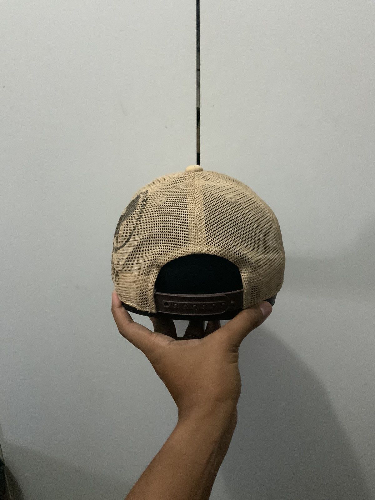 Japanese Brand WBone Obligation Distressed Trucker Hat Size ONE SIZE - 3 Thumbnail
