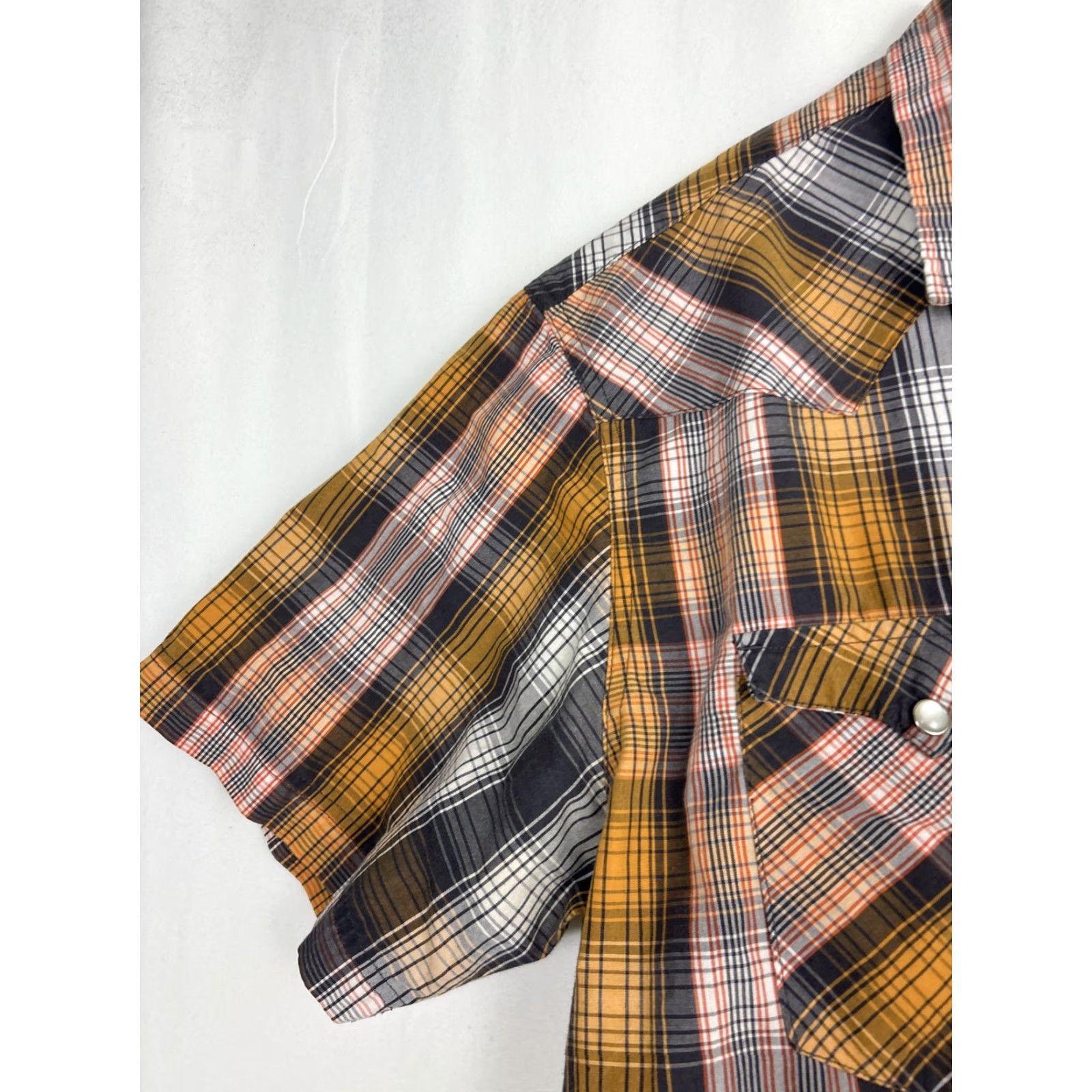 Levi's Levi's Shirt Mens XL Orange Gray Plaid Pearl Snap Standard Fit Short Sleeve Button-Up Size US XL / EU 56 / 4 - 2 Thumbnail