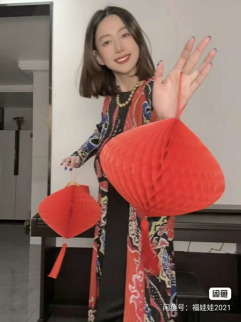 Issey Miyake Issey Miyake size:2 Red Dragon Year Lucky Face mask Windbr Size M / US 6-8 / IT 42-44 - 4 Thumbnail