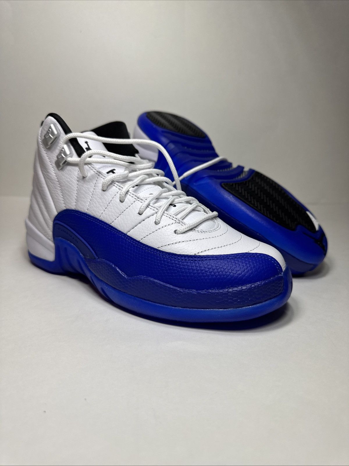 Jordan Brand × Nike Jordan 12 Retro Blueberry (GS) Size US 6.5 / EU 39-40 - 8 Thumbnail