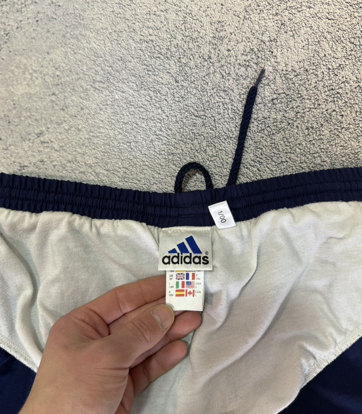 Adidas Vintage Adidas Shorts Navy Stripes Youth USA L Lined Soccer Size US 26 / EU 42 - 9 Thumbnail