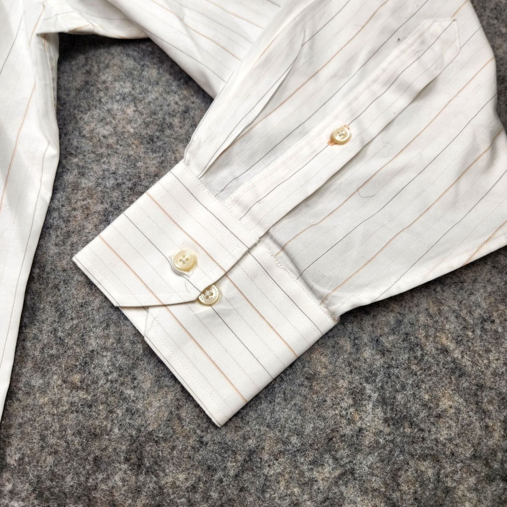 Tommy Bahama Tommy Bahama Dress Shirt Mens 16 32-33 White Brown Stripe 100% Cotton Casual Shirt Mens Regular White Stripe 16 32-33 Size US L / EU 52-54 / 3 - 6 Thumbnail