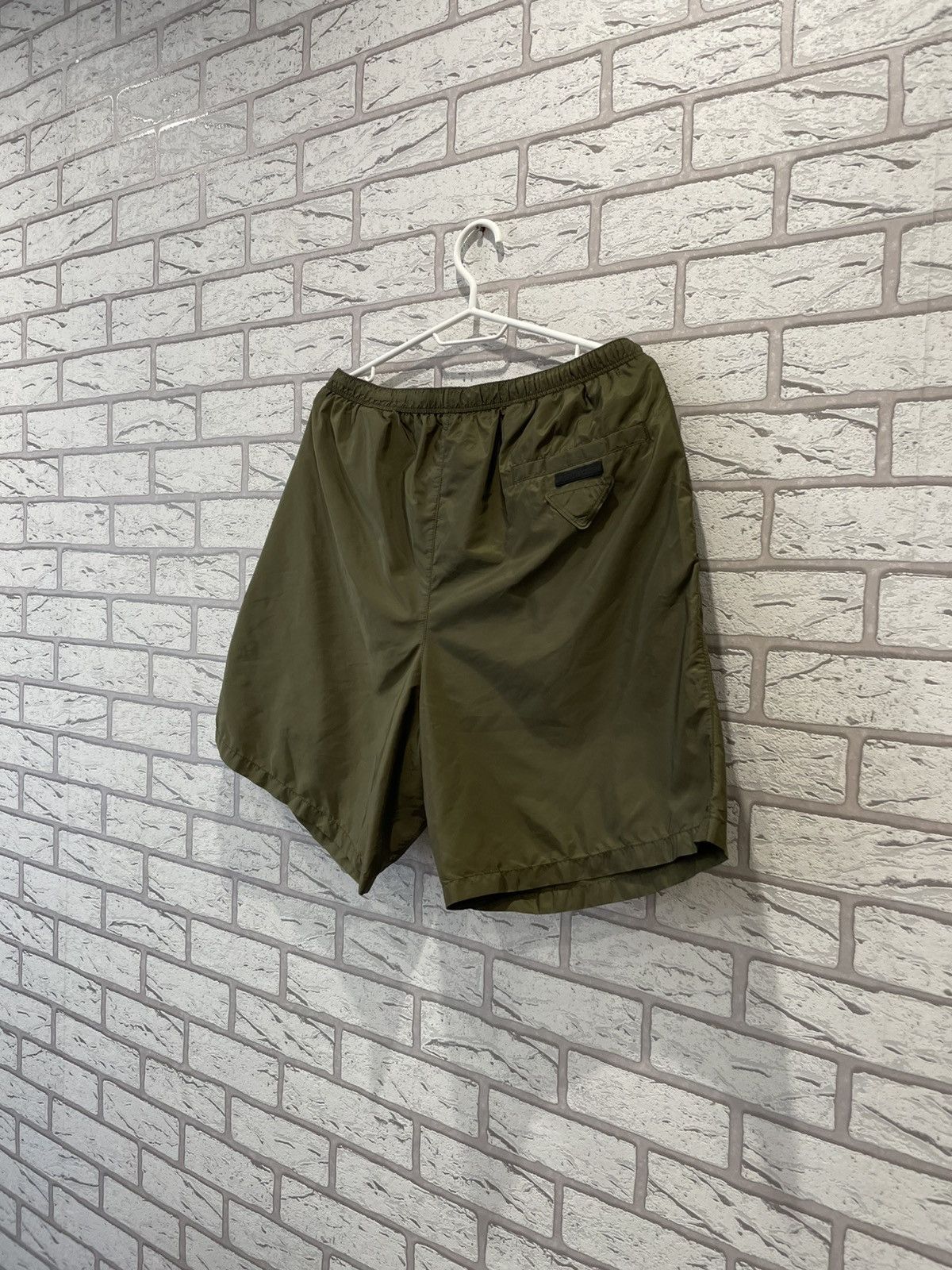 Prada Prada Milano Nylon Green / Brown Swim Shorts Size 54 M Size US 34 / EU 50 - 11 Thumbnail