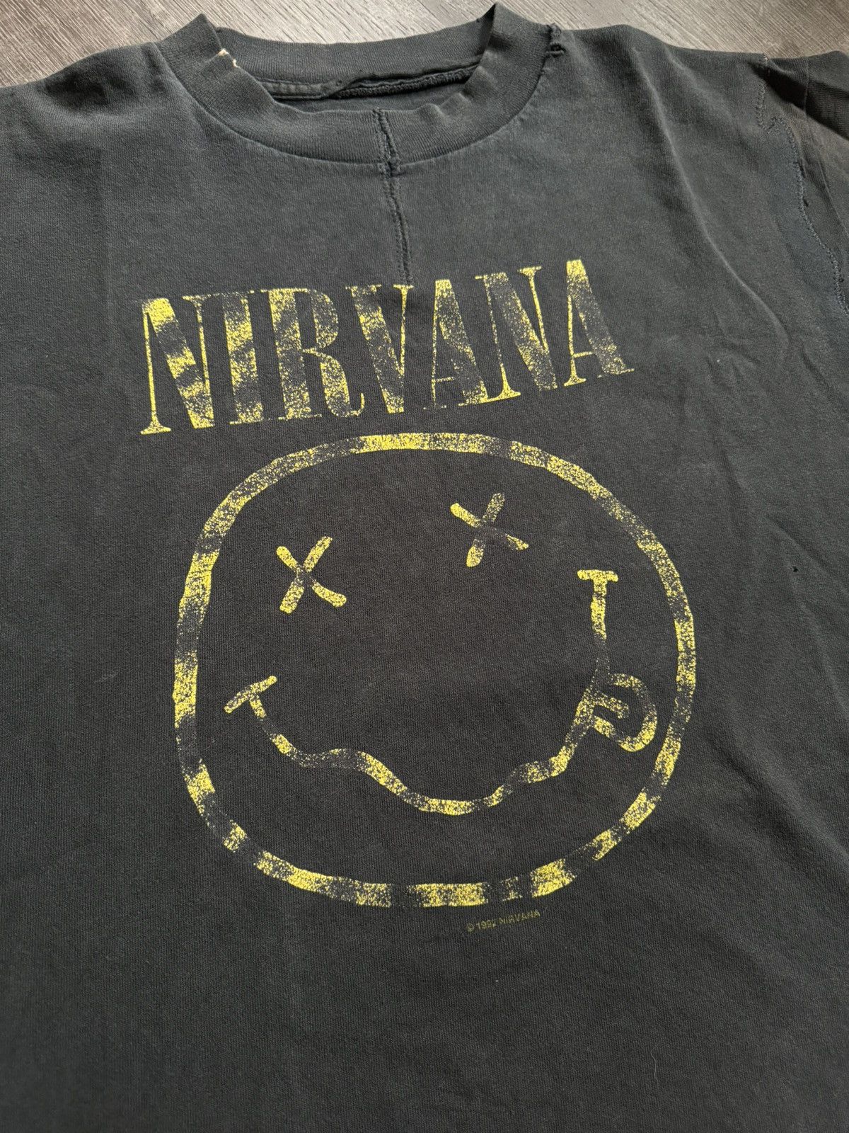 Nirvana Vintage 1992 Nirvana Smiley Face shirt large subpop Size US L / EU 52-54 / 3 - 3 Thumbnail