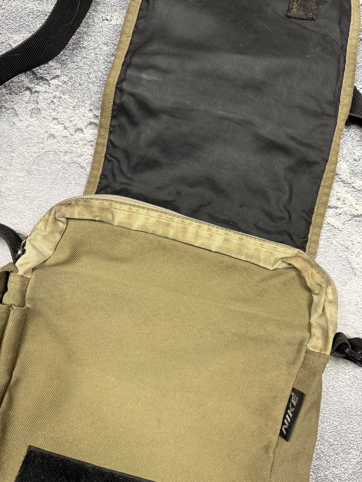 Nike × Vintage Vintage Nike Shoulder Bag Crossbody Messenger Size ONE SIZE - 6 Thumbnail