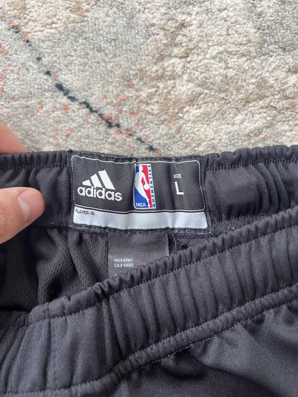 Adidas Adidas Chicago Bulls NBA Shorts Size 14-16 Size US 30 / EU 46 - 7 Thumbnail
