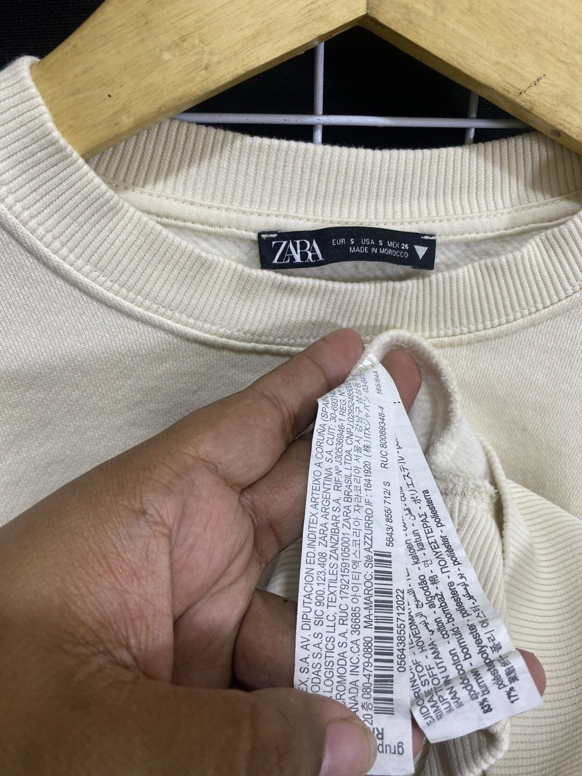 Zara ZARA NEW YORK BROKEN WHITE CREWNECK SWEATSHIRT Size S / US 4 / IT 40 - 5 Thumbnail