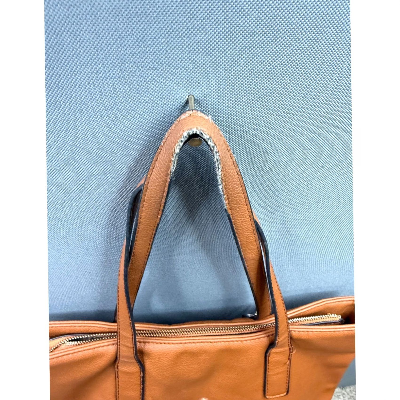Michael Kors VINTAGE? No. Size ONE SIZE - 5 Thumbnail
