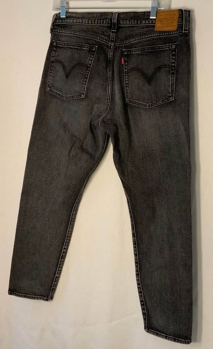 Levi's Vintage Clothing Vintage Levis Jeans Men's W32, washed Black Denim. Size US 32 / EU 48 - 2 Thumbnail