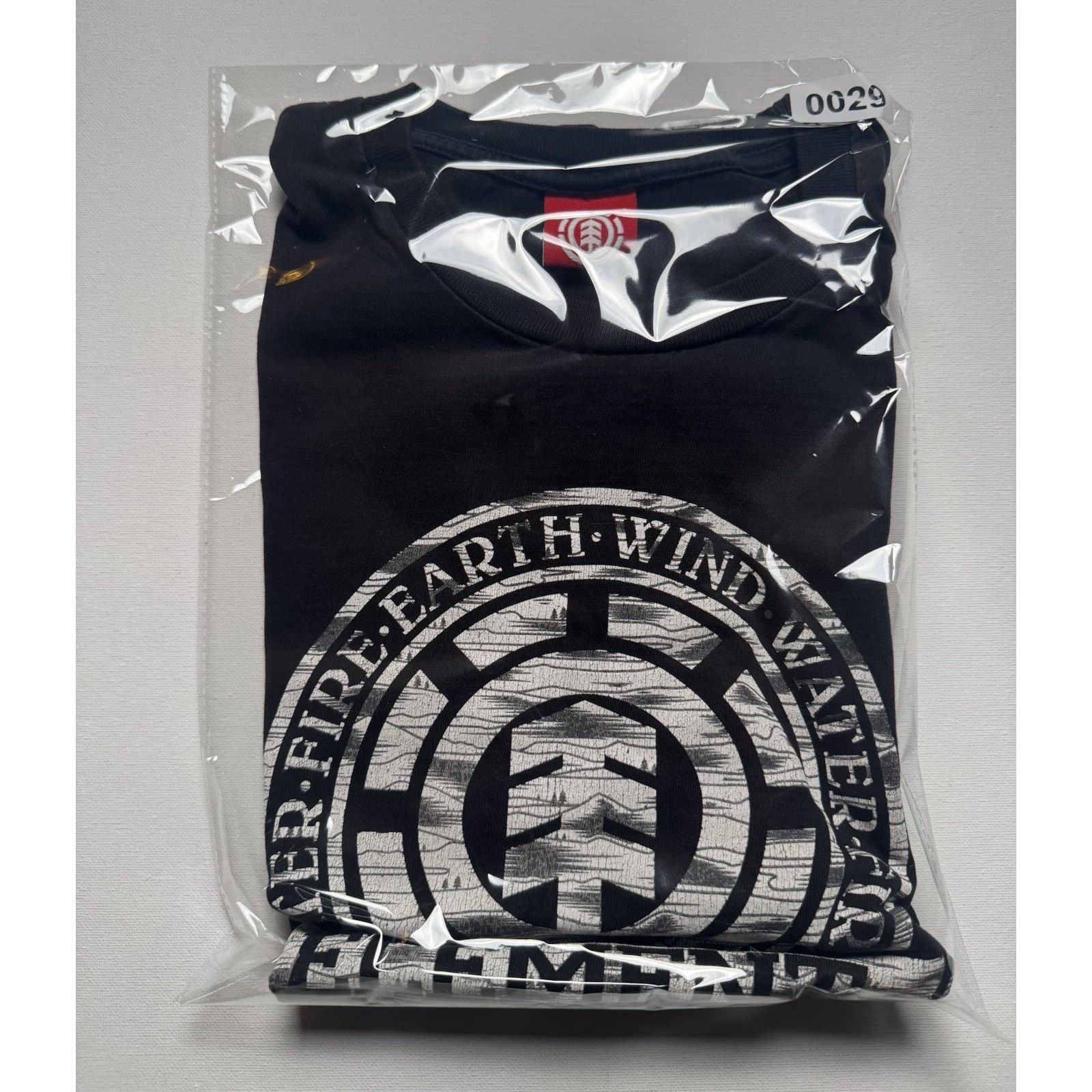 Element Vintage Element Skateboards Faded Black Graphic T Shirt M Size US M / EU 48-50 / 2 - 7 Thumbnail