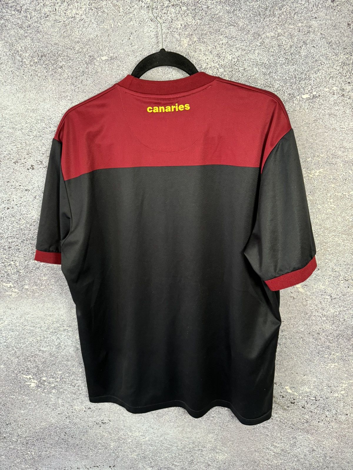Errea × Vintage Vintage Norwich City 2014/15 Errea Jersey blokcore Size US XL / EU 56 / 4 - 15 Thumbnail