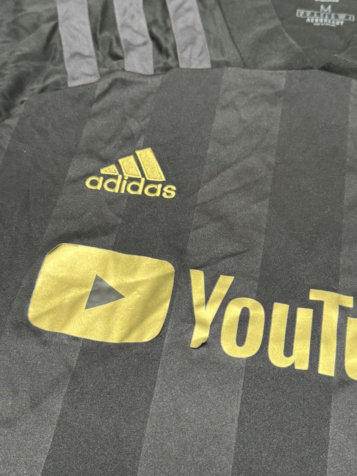 Adidas AUTHENTIC ADIDAS LOS ANGELES GALAXY 2021 SOCCER JERSEY M Size US M / EU 48-50 / 2 - 4 Thumbnail