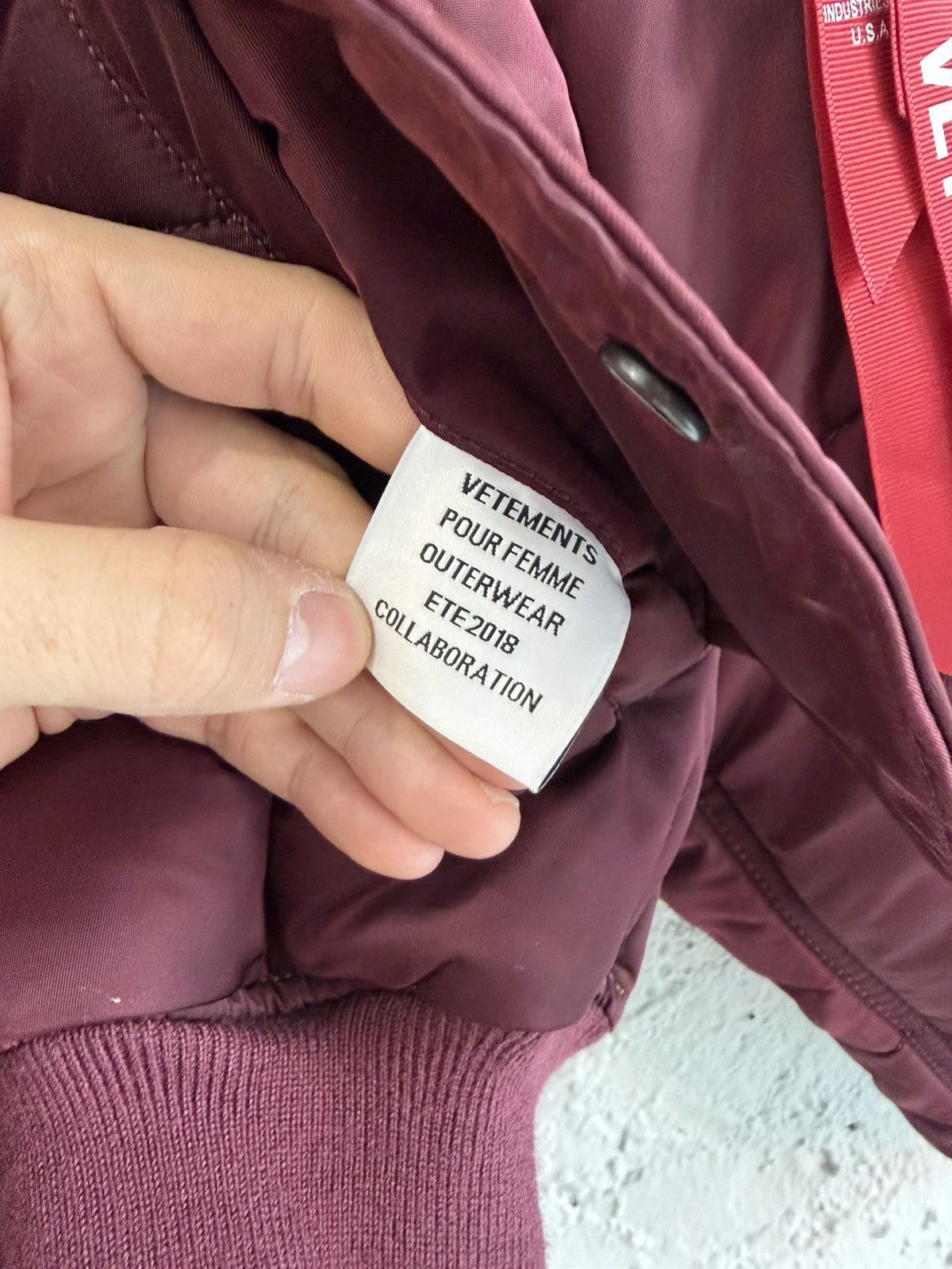 Vetements S/S 2018 VETEMENTS ‘EMOJI’ BOMBER Size US XS / EU 42 / 0 - 7 Thumbnail