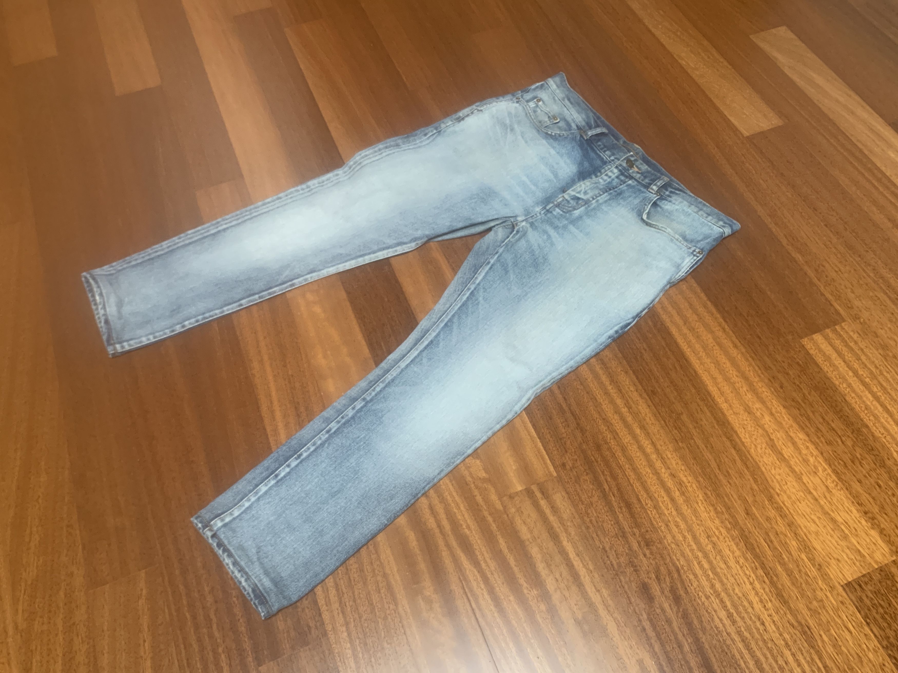 Saint Laurent Paris SAINT LAURENT PARIS D24 SKINNY JEANS IN WASHED BLUE DENIM Size US 34 / EU 50 - 3 Thumbnail