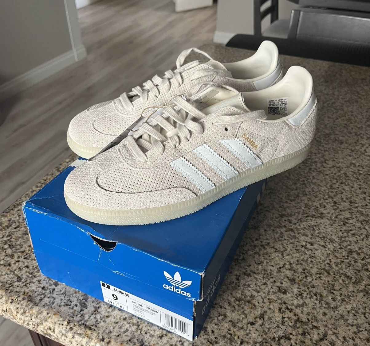 Adidas Adidas Samba OG Wonder white/linen green Size US 9 / EU 42 - 1 Thumbnail