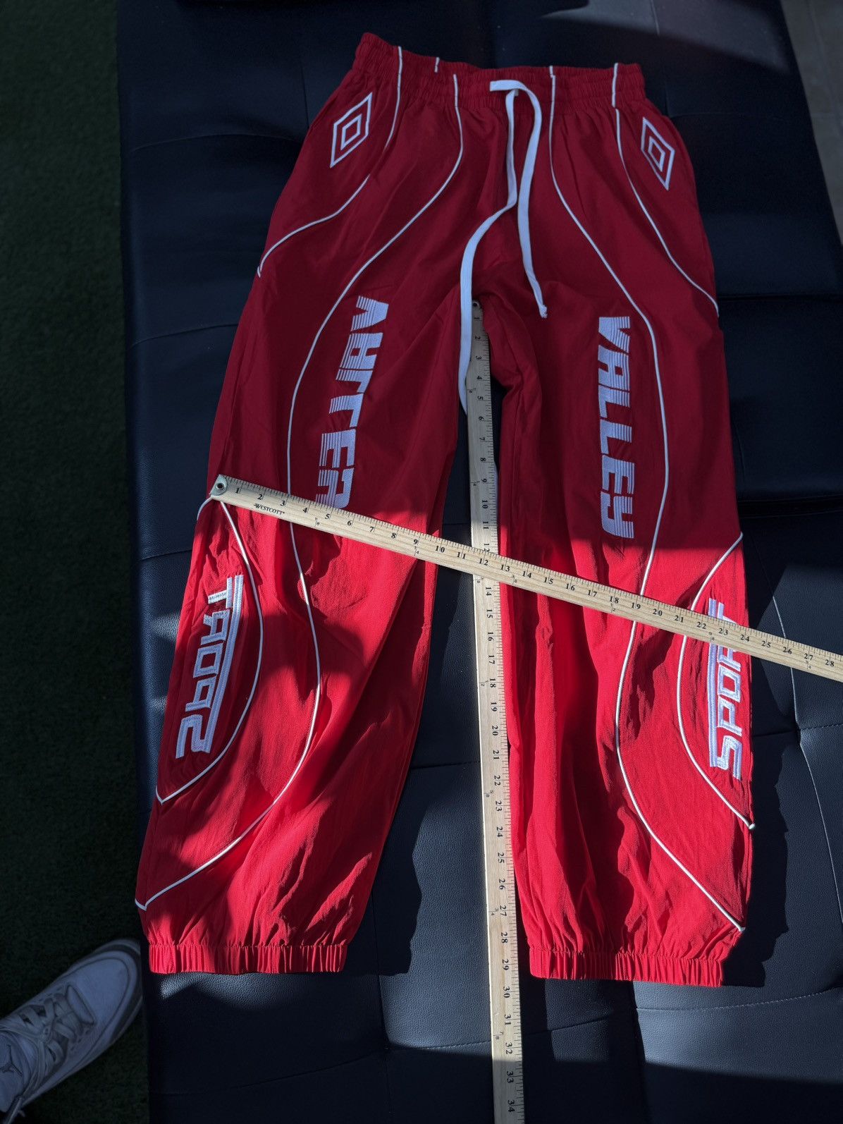 Vale Valley Red Baggy Shorts Brand New Size Small (NEW) Size US 30 / EU 46 - 6 Thumbnail