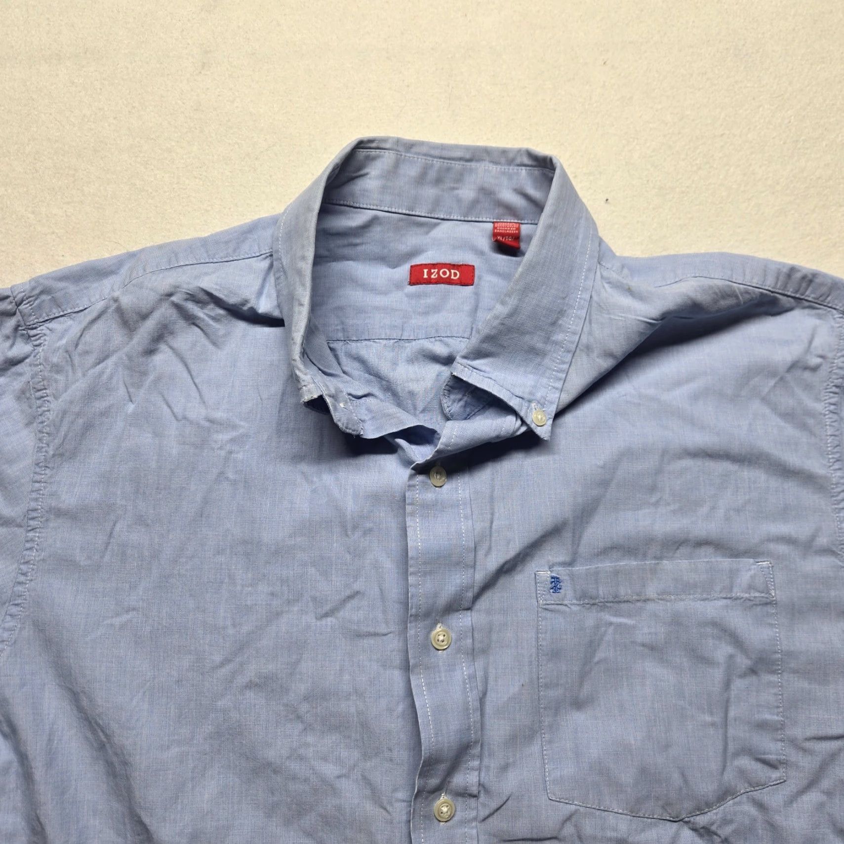 Izod IZOD Dress Shirt Solid Blue Long Sleeve Button-Up XL Regular Fit Mens Size US XL / EU 56 / 4 - 2 Thumbnail