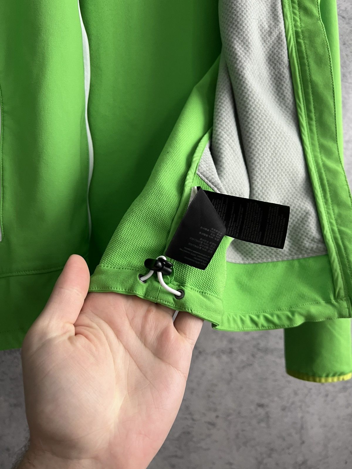 Marmot Marmot Softshell Jacket Windbreaker Light Jacket Outdoor Size M / US 6-8 / IT 42-44 - 13 Thumbnail