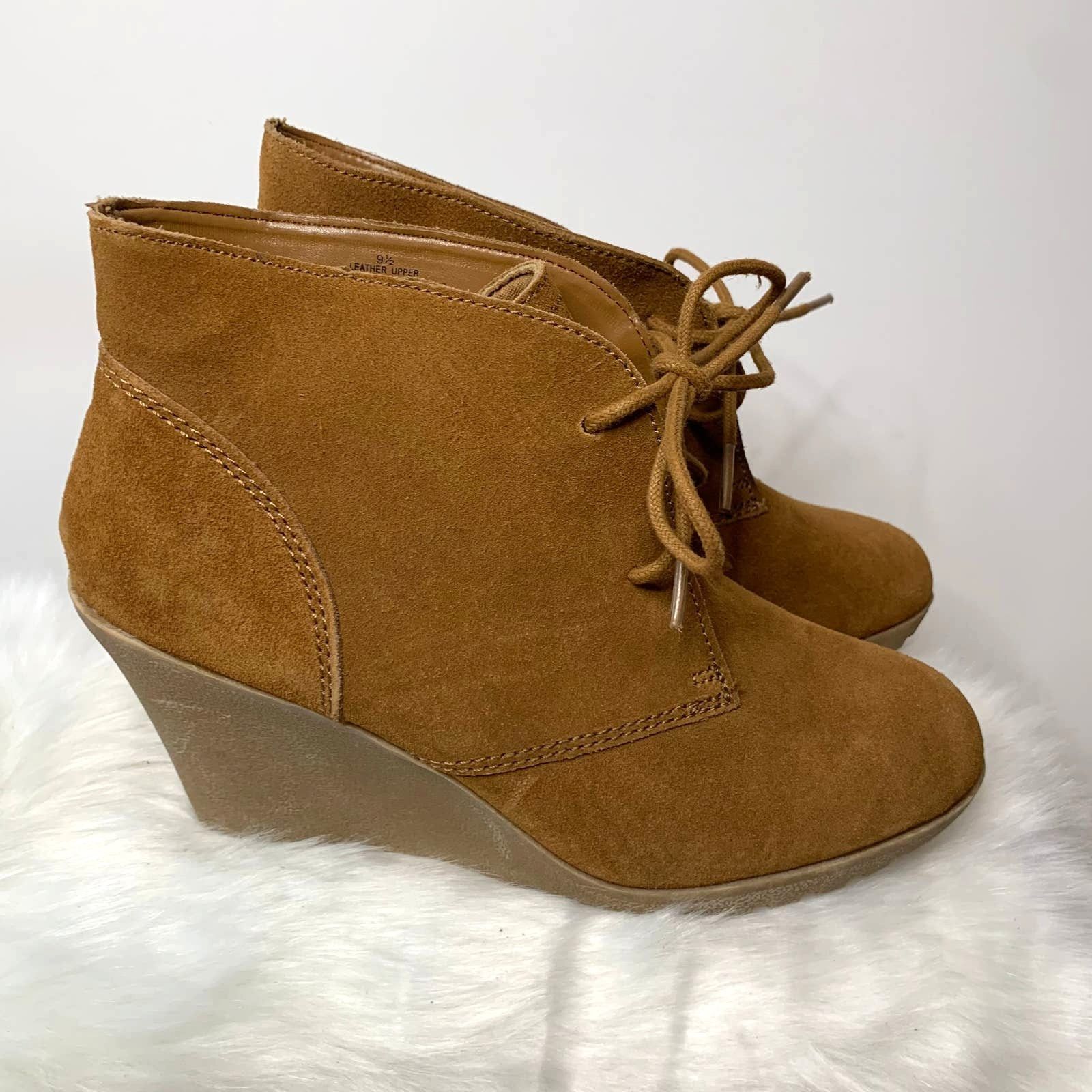 Merona Merona Leather Upper Brown Heel shoes size 9.5 Size US 9.5 / IT 39.5 - 6 Thumbnail