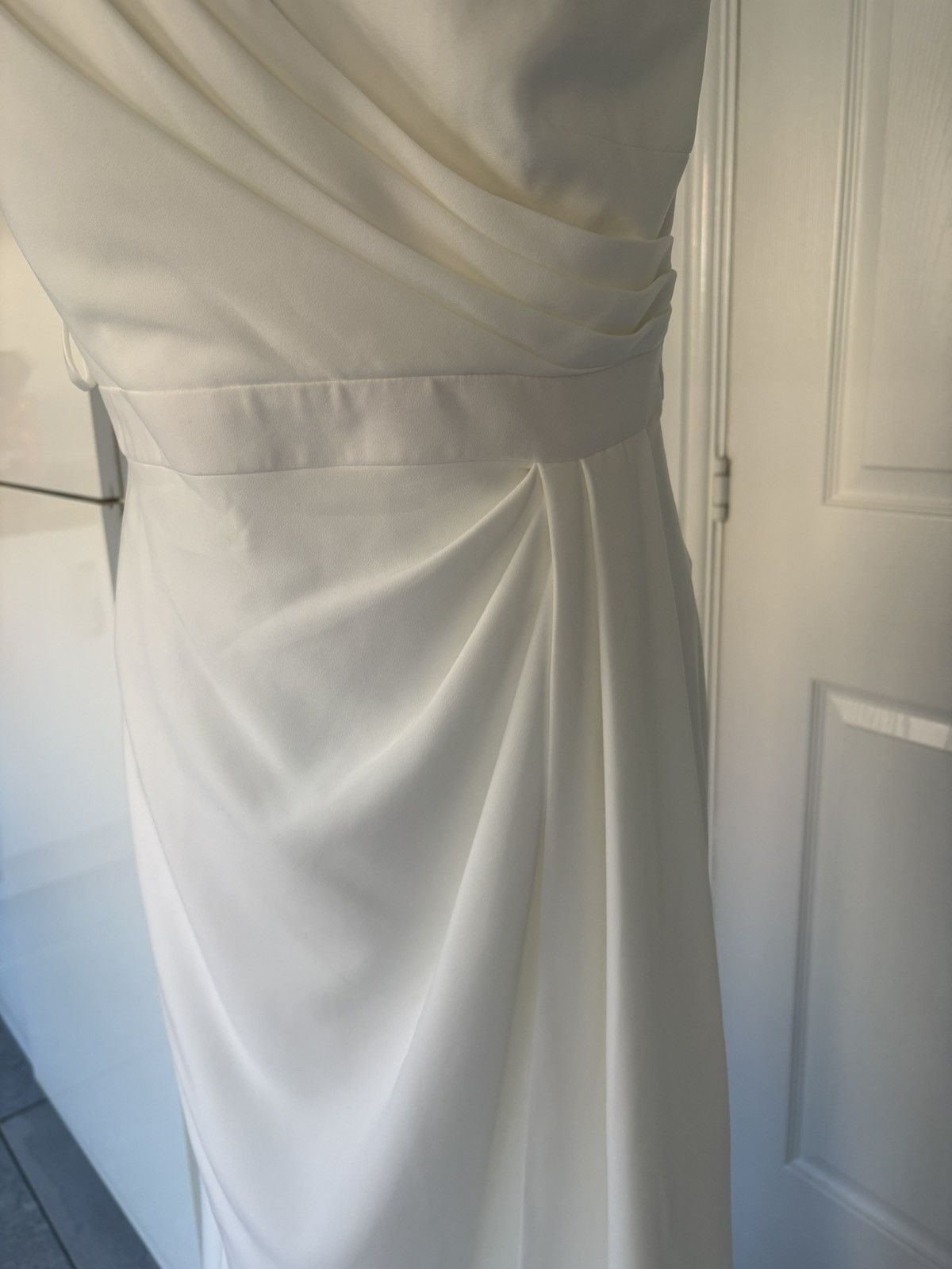 Badgley Mischka Badgley Mischka wedding gown US4 Size S / US 4 / IT 40 - 3 Thumbnail