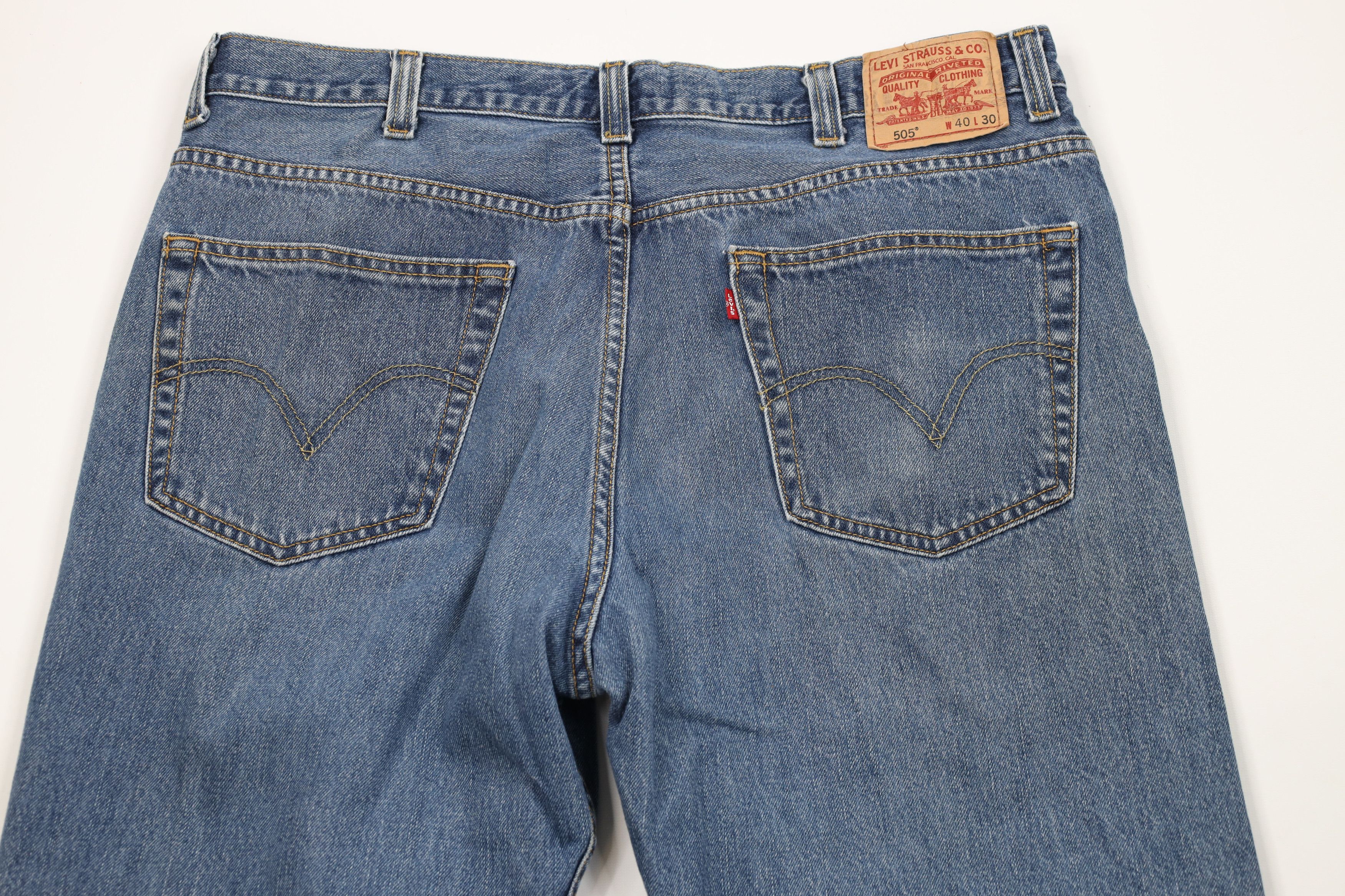 Levi's Vintage Y2K Levis 505 Regular Straight Leg Denim Jeans Size US 40 / EU 56 - 12 Thumbnail