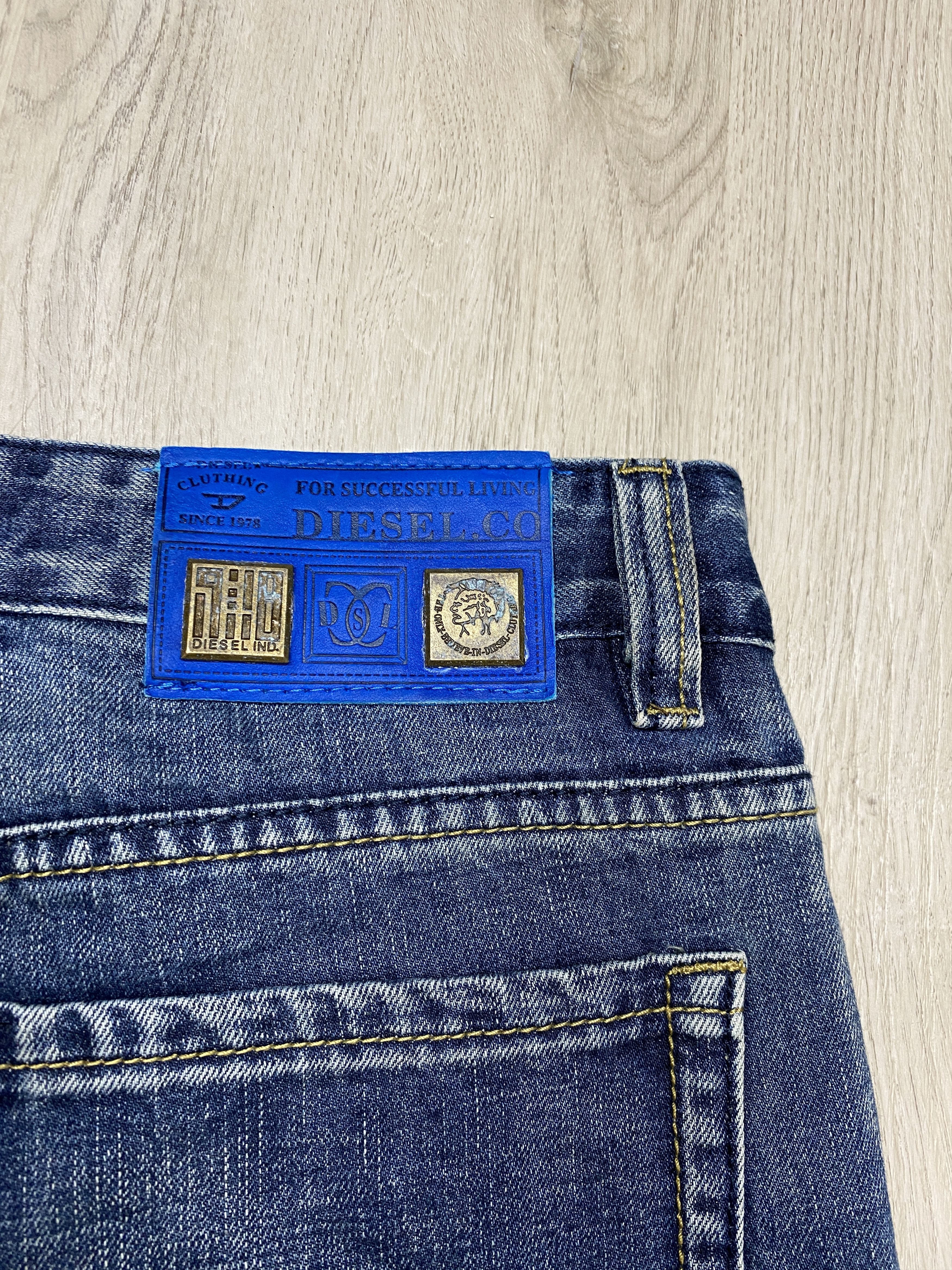 Diesel Diesel Vintage Mens Denim Pants Jeans Size US 34 / EU 50 - 8 Thumbnail