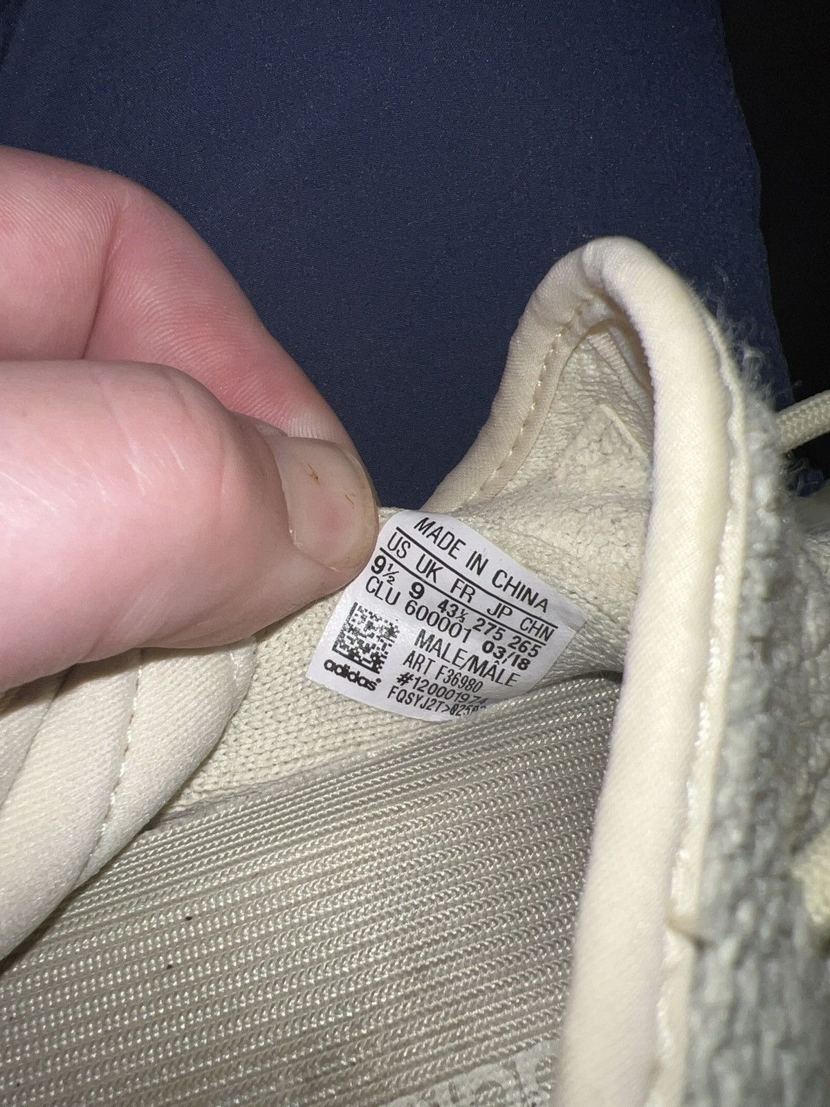 Adidas Yeezy Boost 350 V2 Size US 9.5 / EU 42-43 - 7 Thumbnail