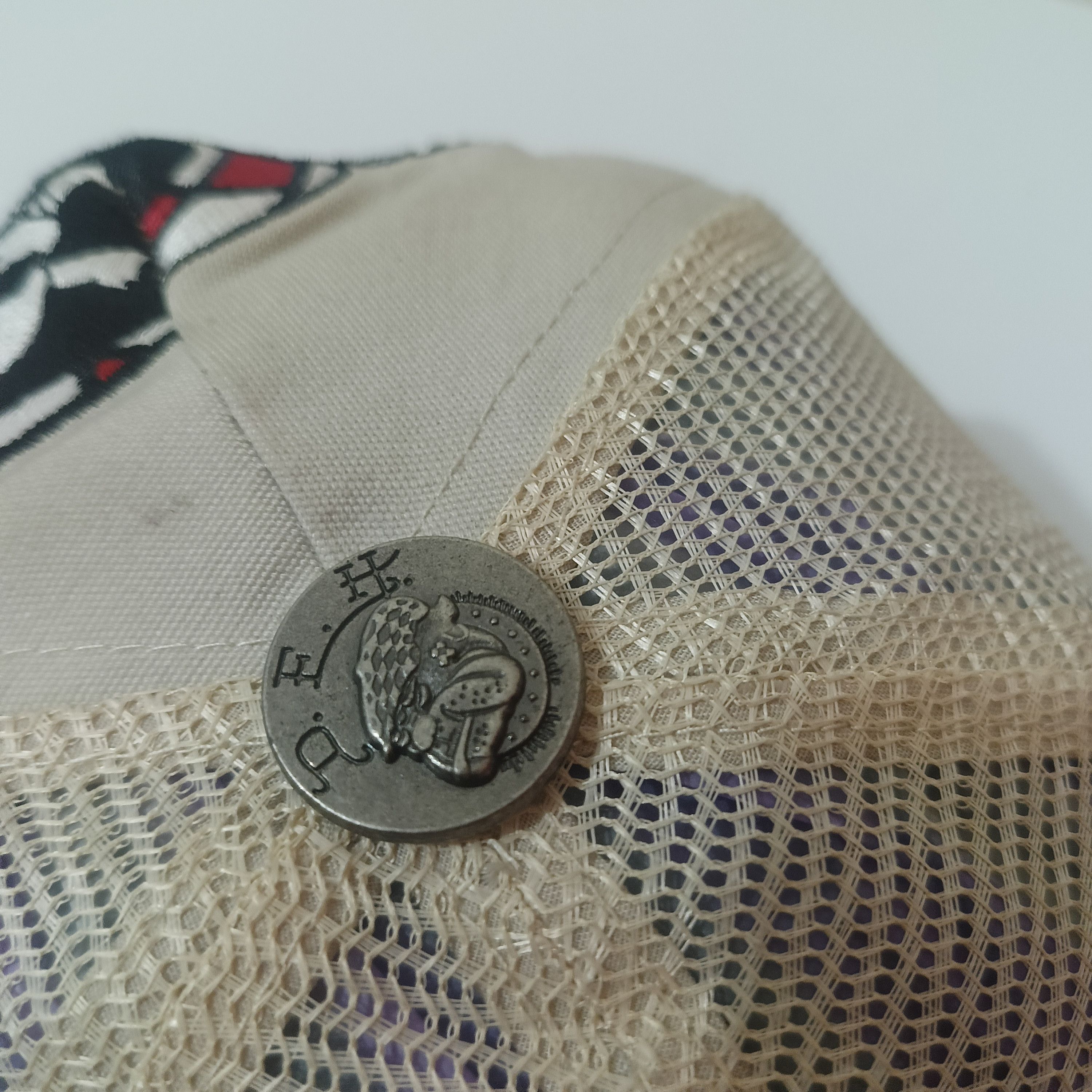 Designer × Japanese Brand Distressed trucker cap inspired ed hardy trucker cap Size ONE SIZE - 10 Thumbnail