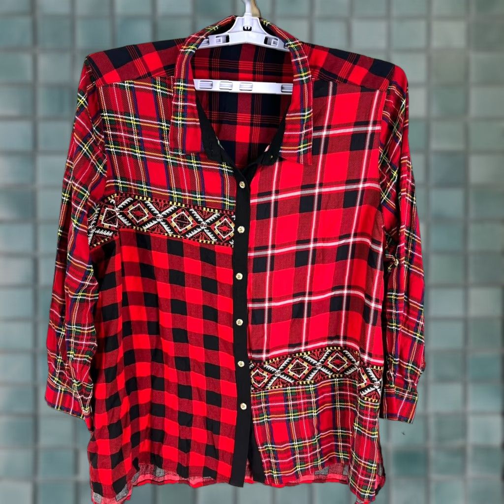Vintage VINTAGE Caleaas Plaid Aztec Embroidered Button-Up Tunic Womens 2X Red Limited Edition Size XXL / US 16-18 / IT 52-54 - 1 Thumbnail